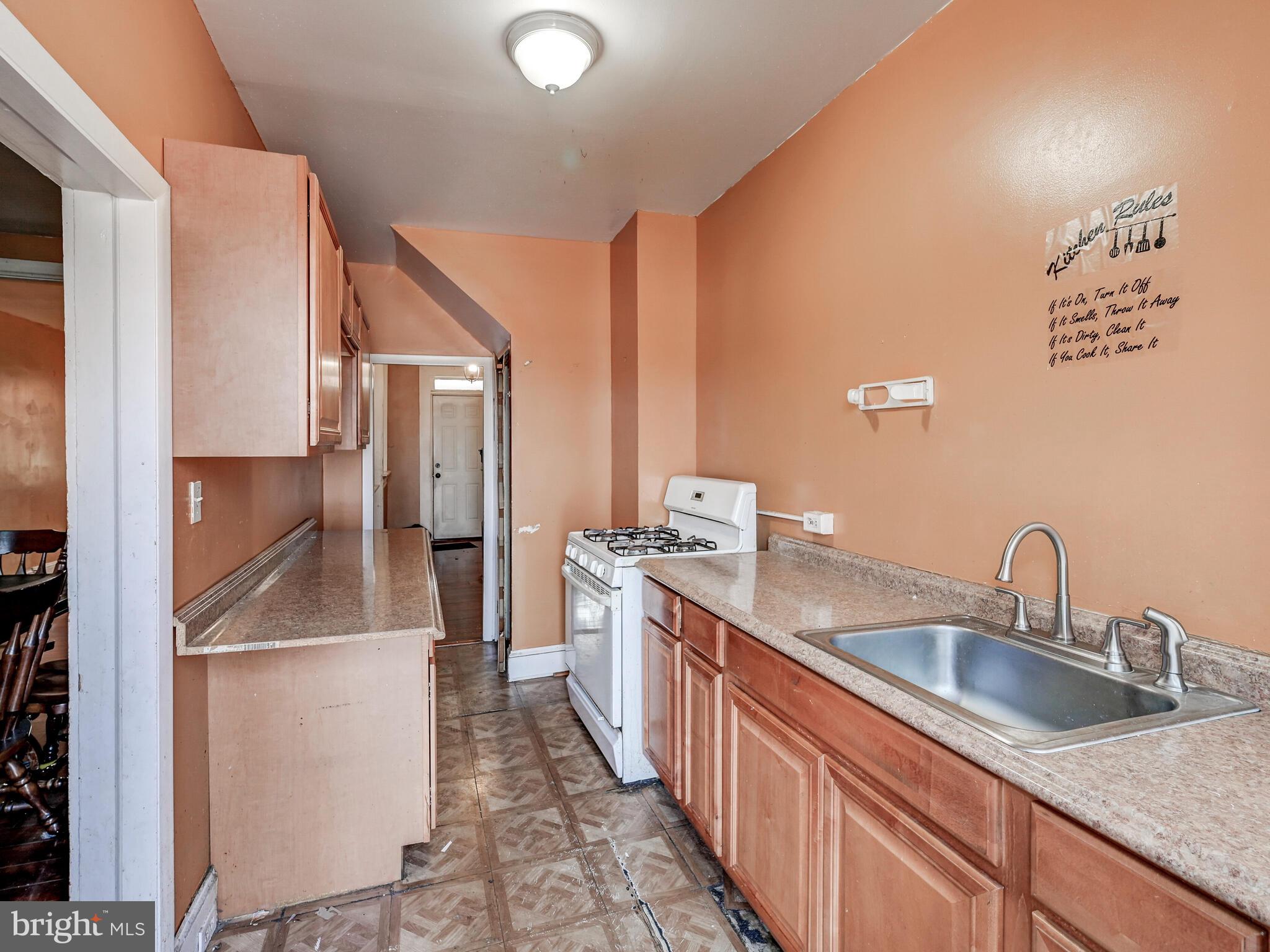 EAST SIDE - Residential