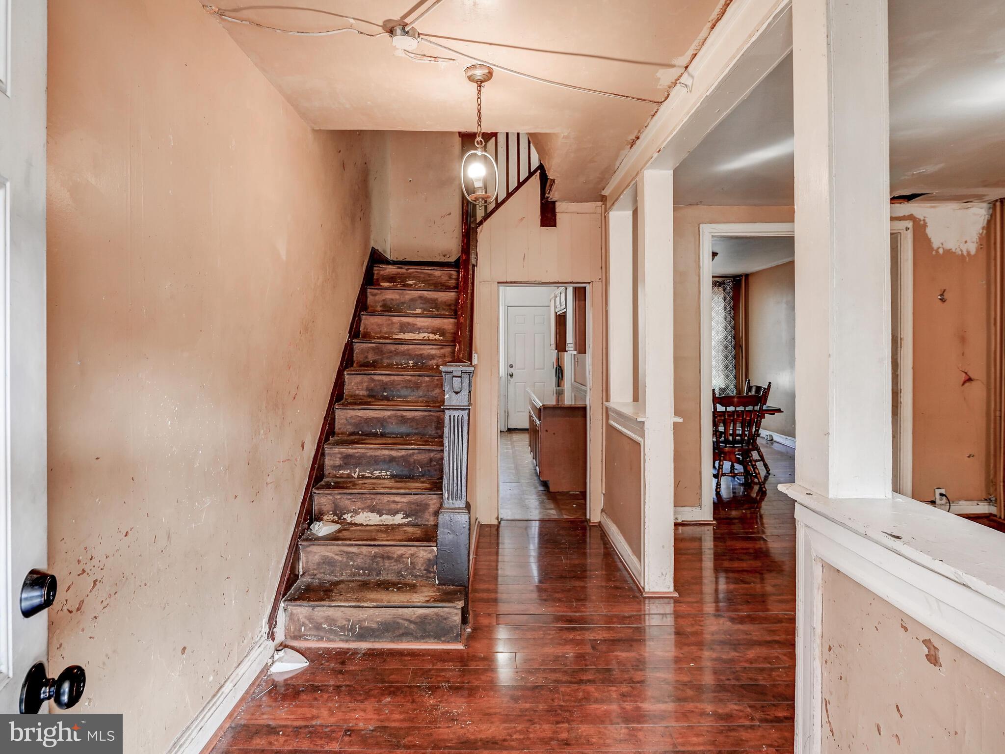 EAST SIDE - Residential