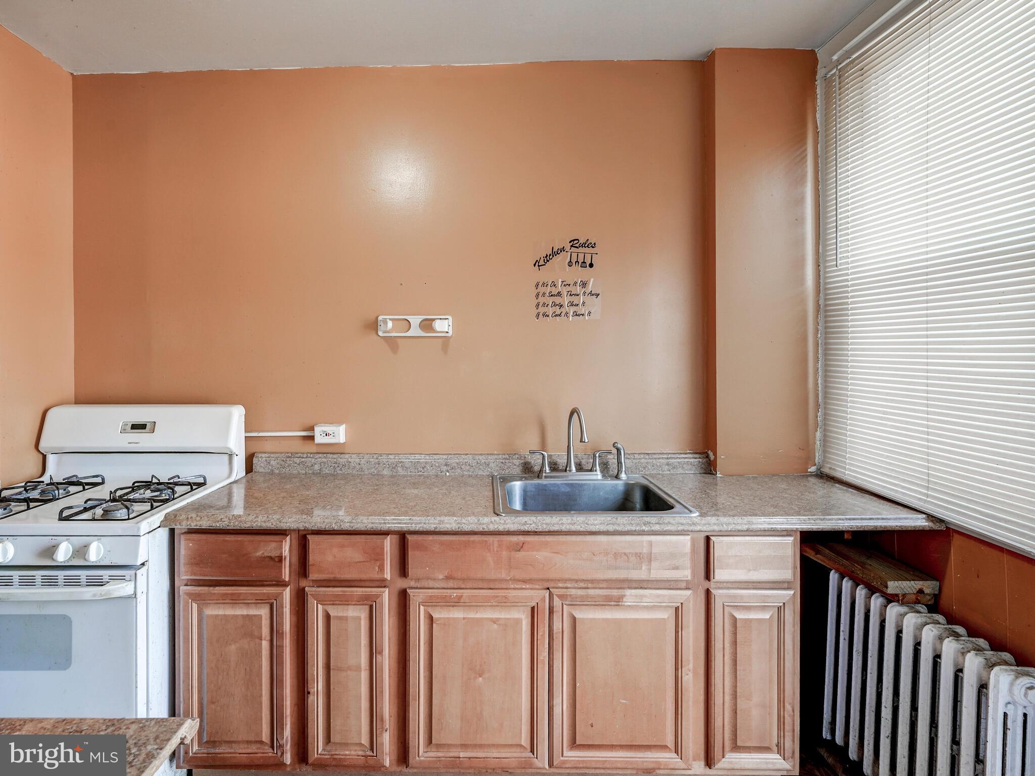 EAST SIDE - Residential