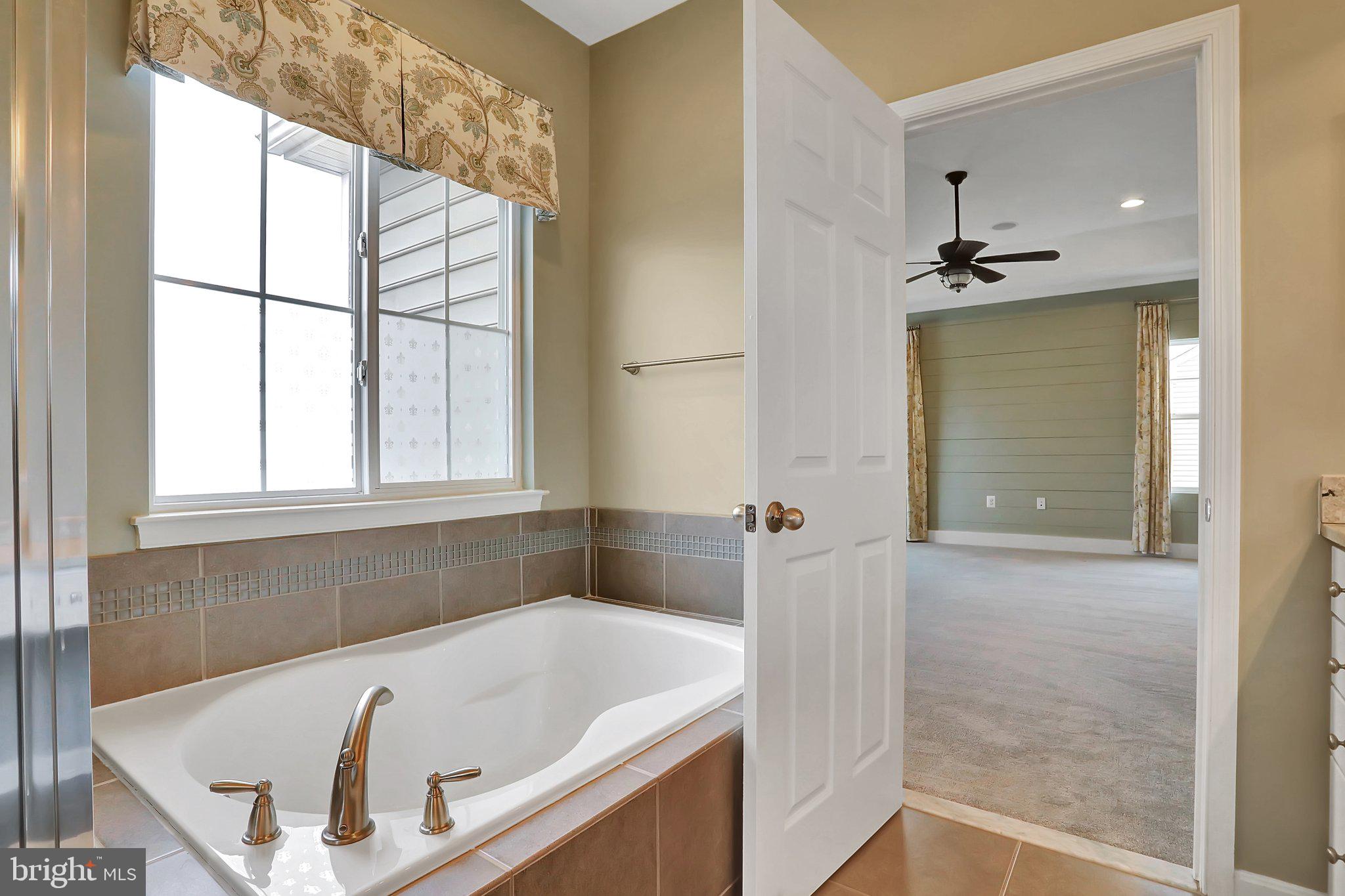 HUNTFIELD - Residential