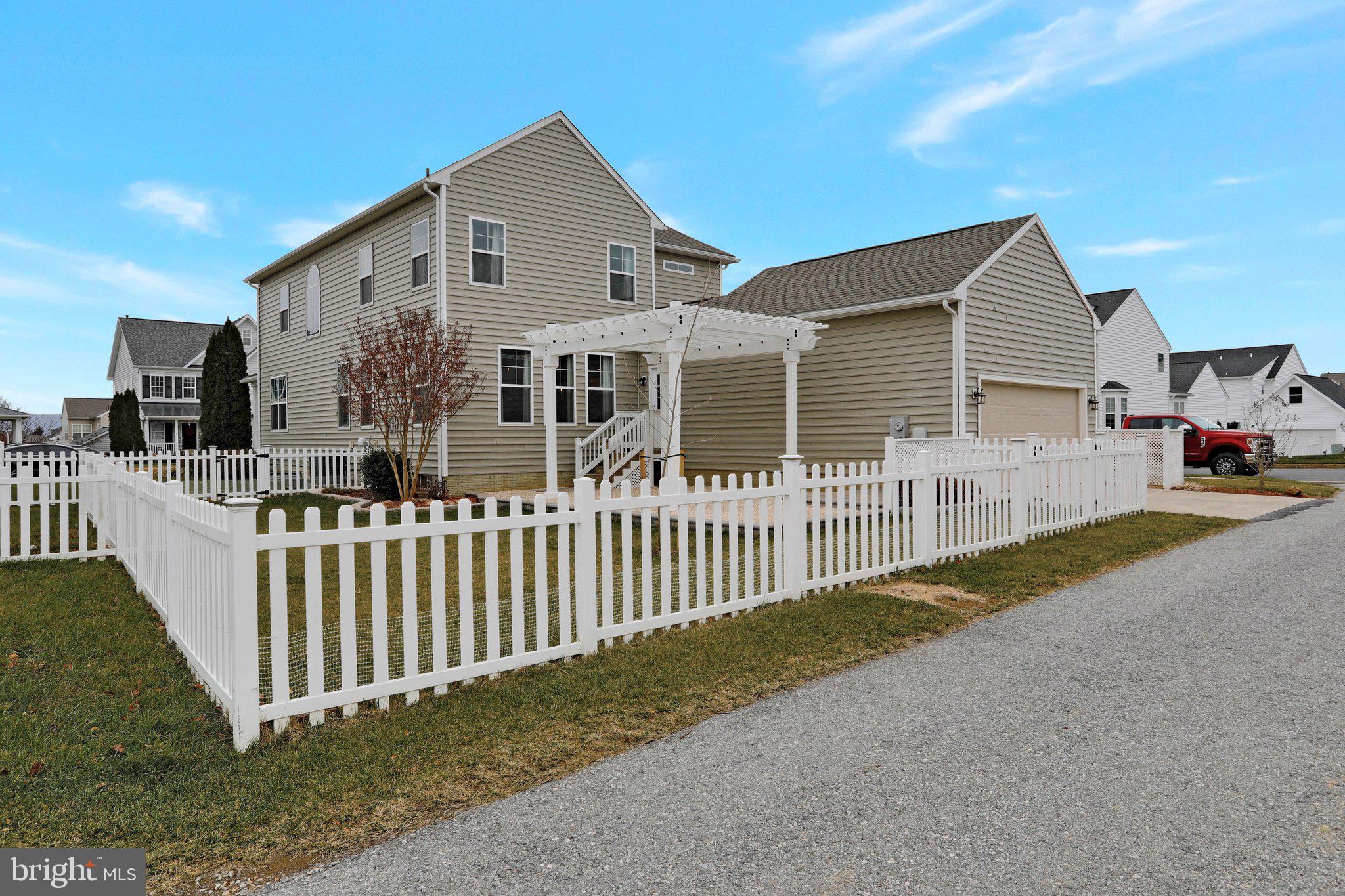 HUNTFIELD - Residential