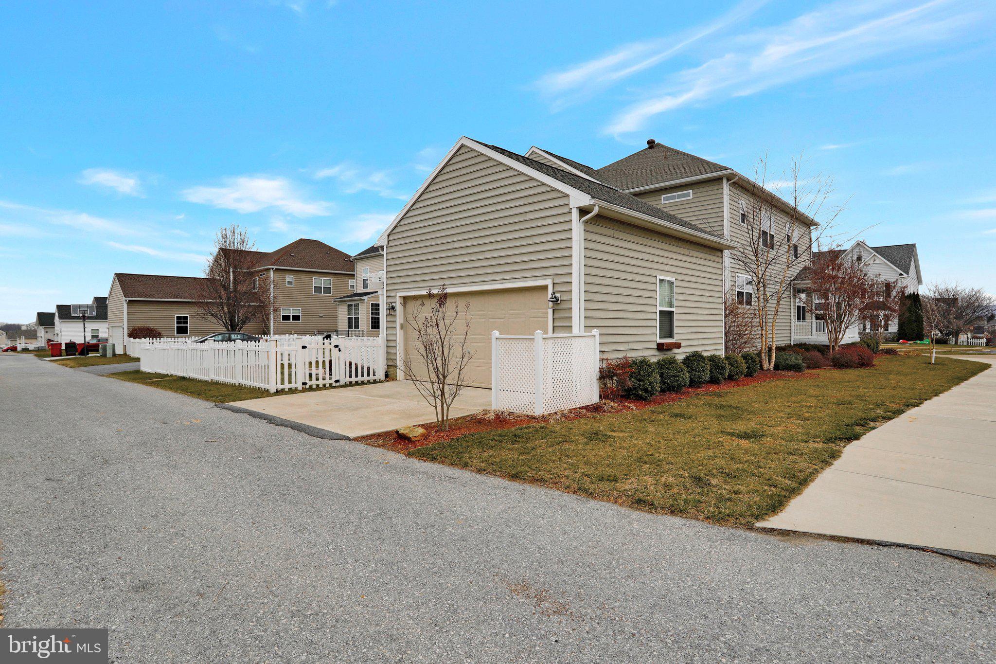 HUNTFIELD - Residential