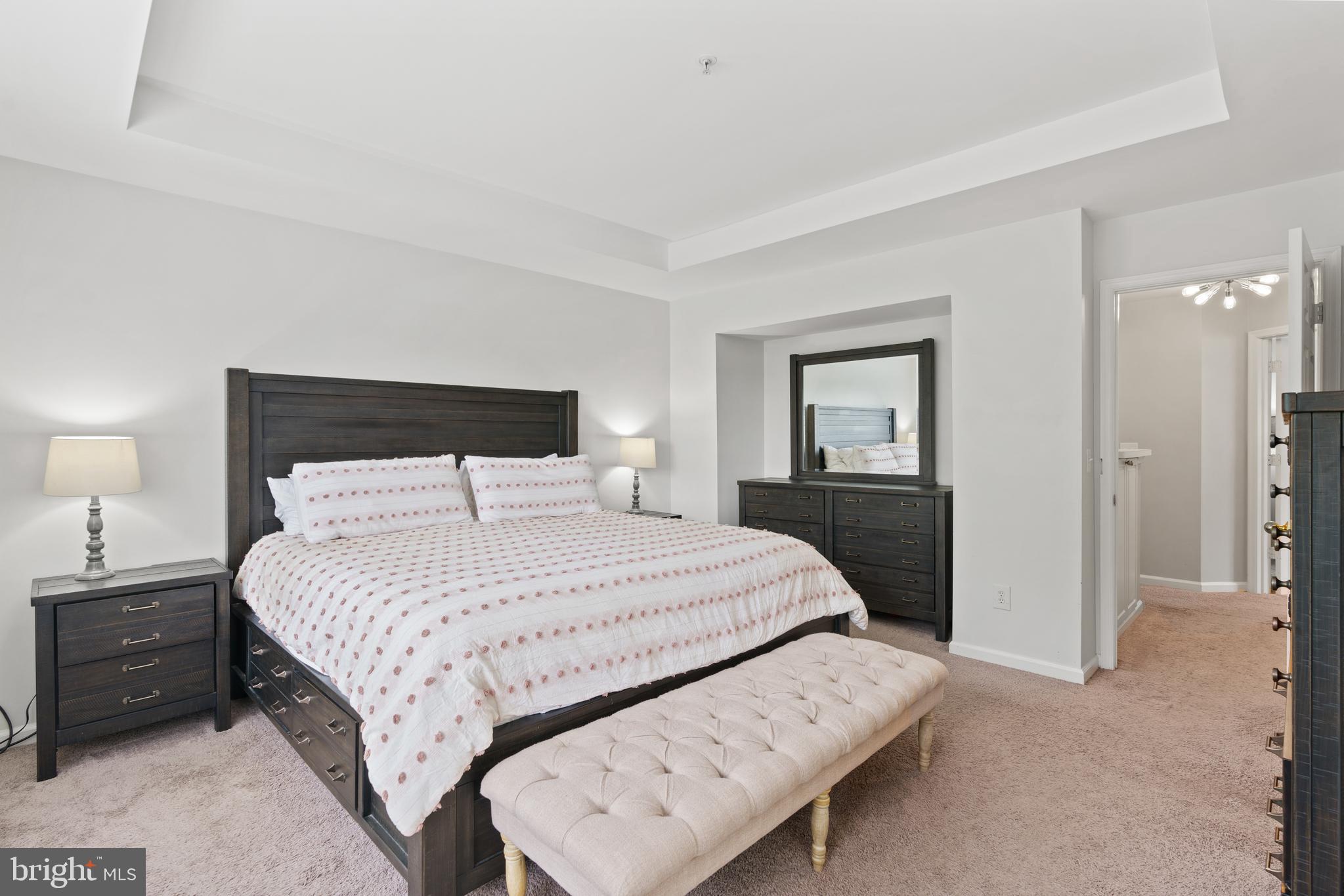 CHELSEA COURTS - Residential