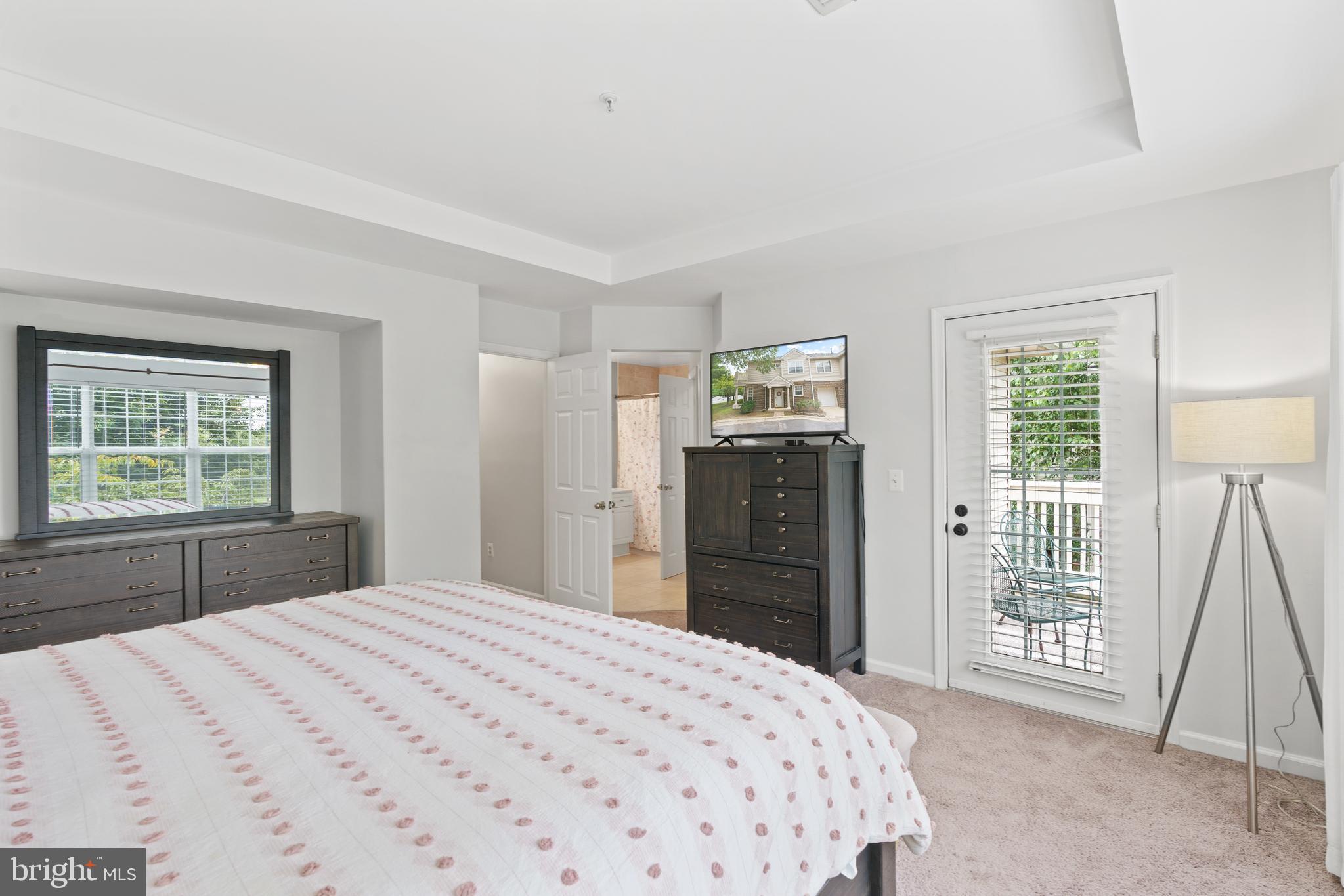 CHELSEA COURTS - Residential