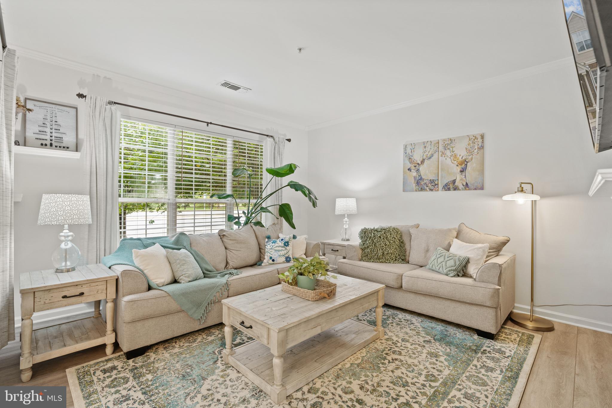 CHELSEA COURTS - Residential