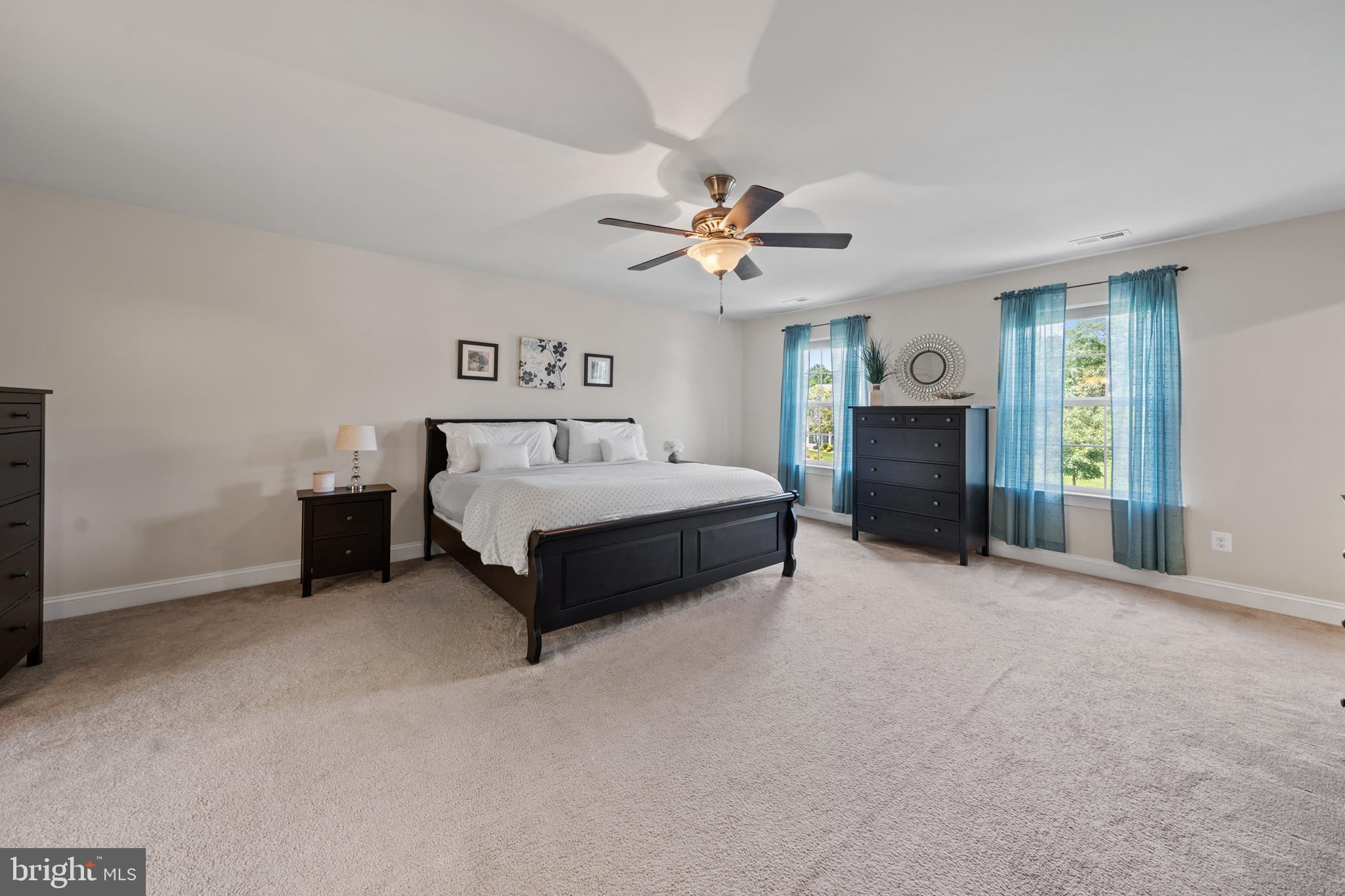 SIMMONS RIDGE - Residential