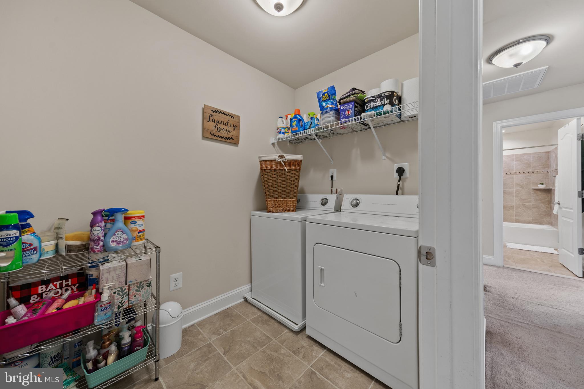 SIMMONS RIDGE - Residential