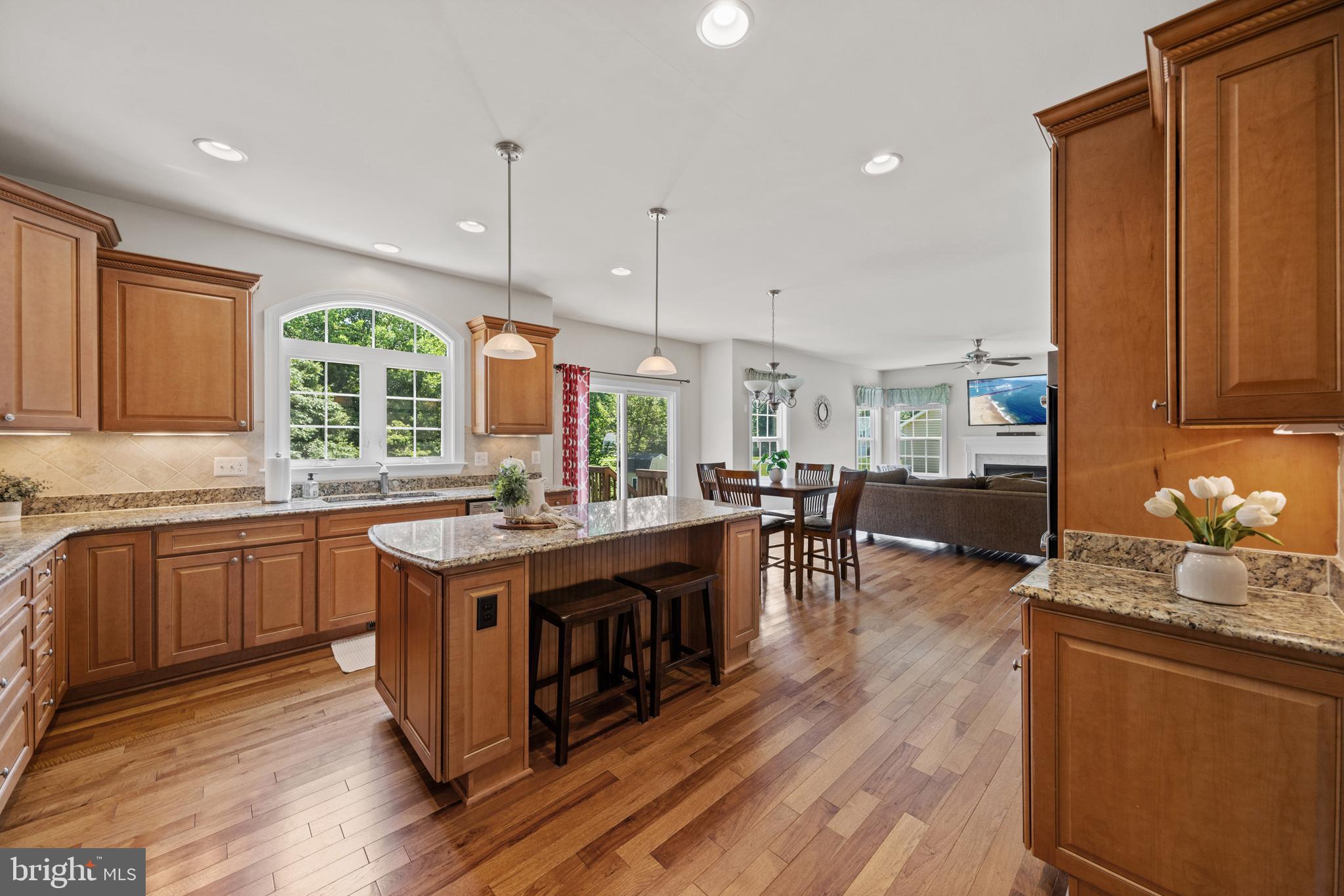 SIMMONS RIDGE - Residential