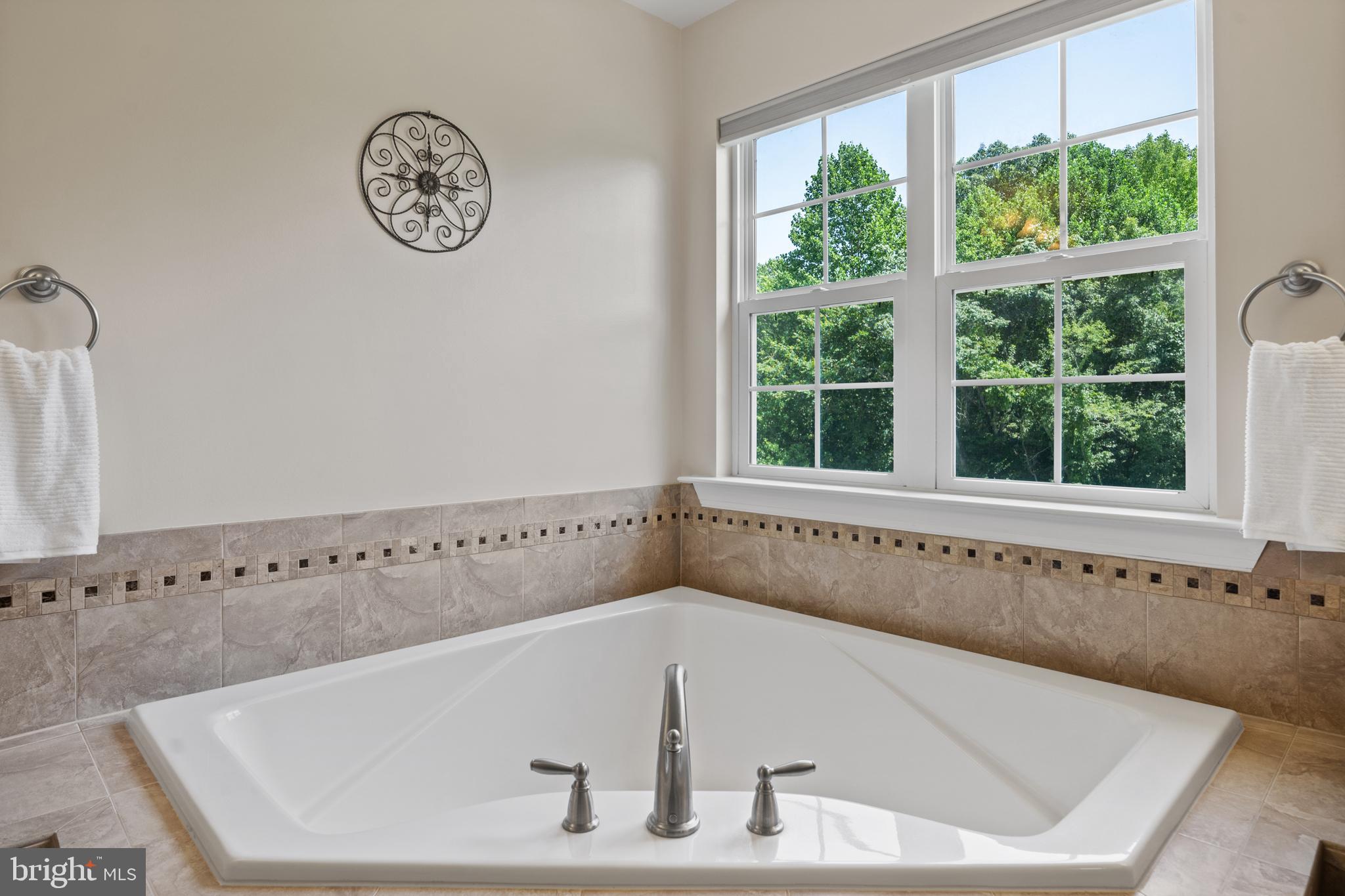 SIMMONS RIDGE - Residential