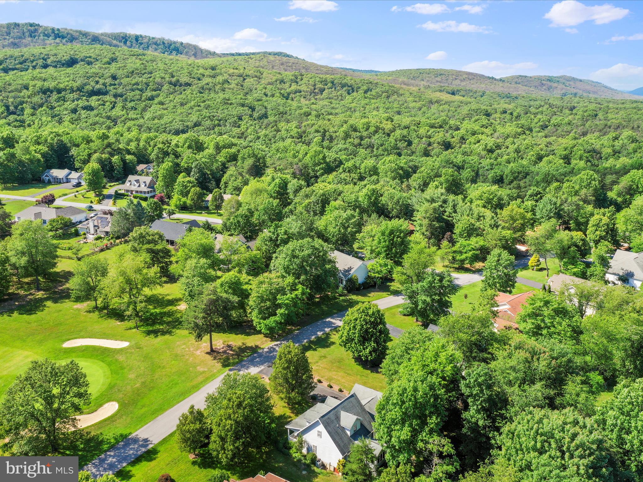 THE WOODS - Residential