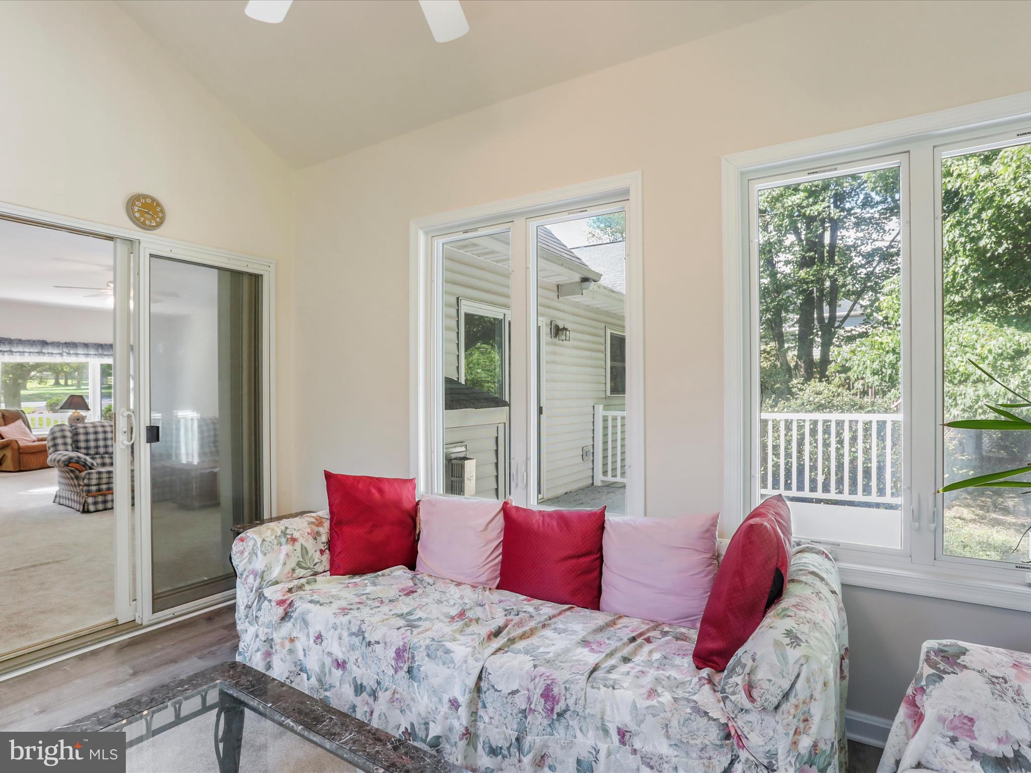 THE WOODS - Residential