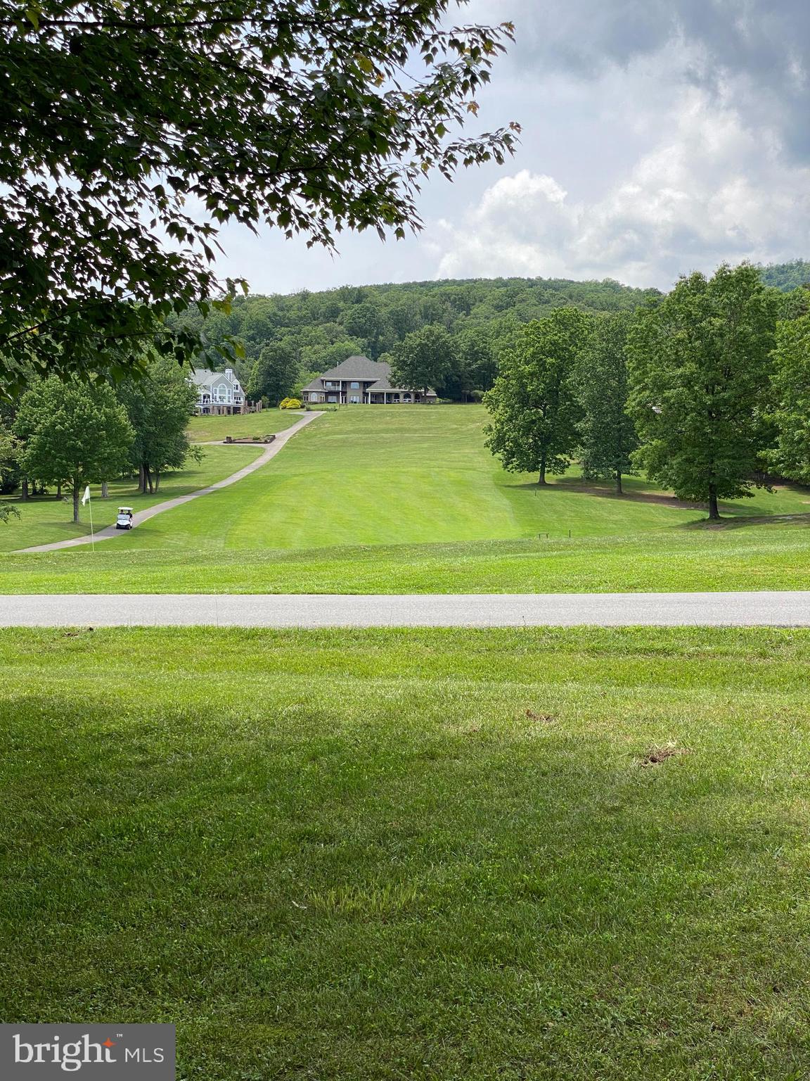 THE WOODS - Residential