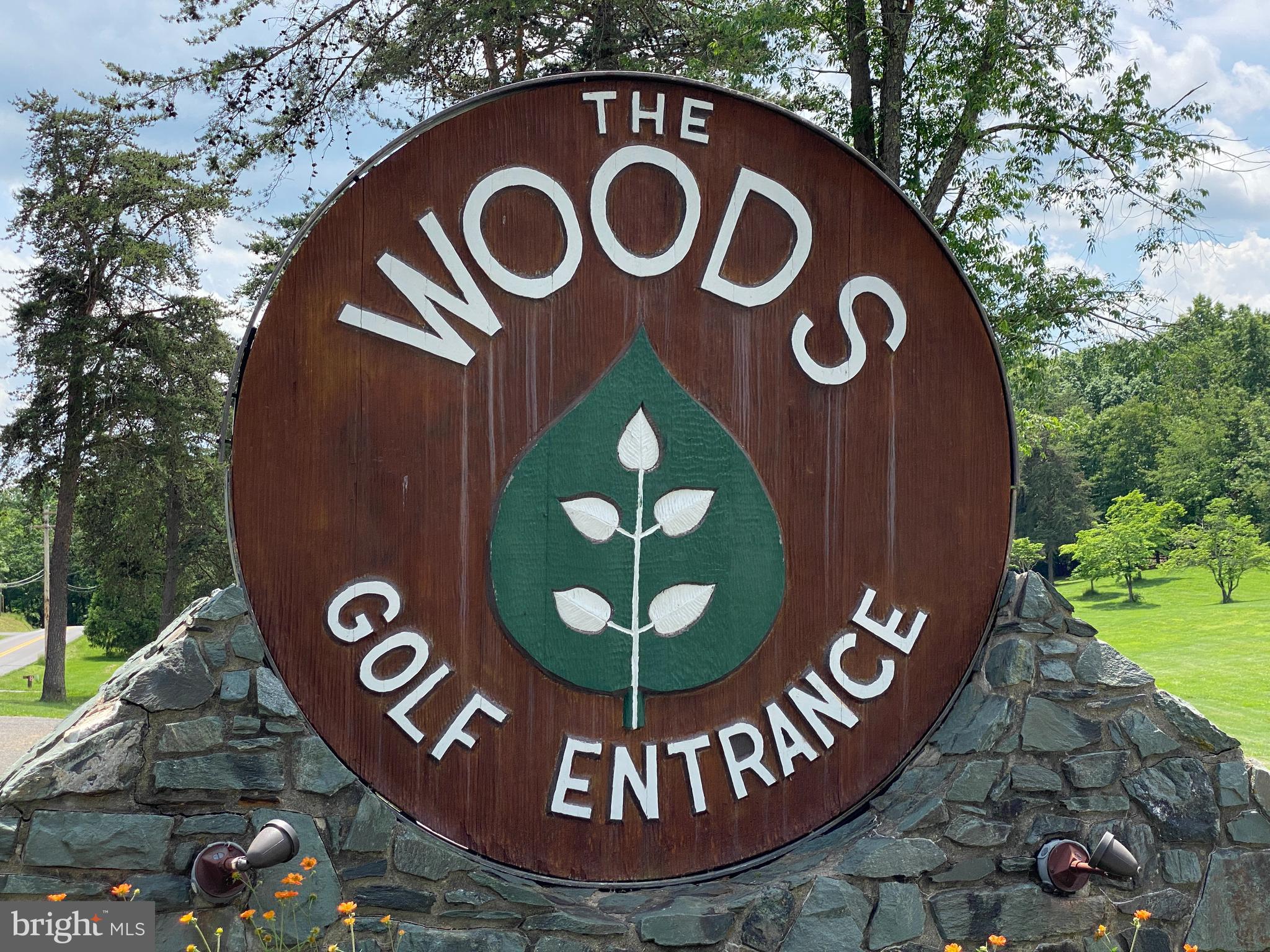 THE WOODS - Residential