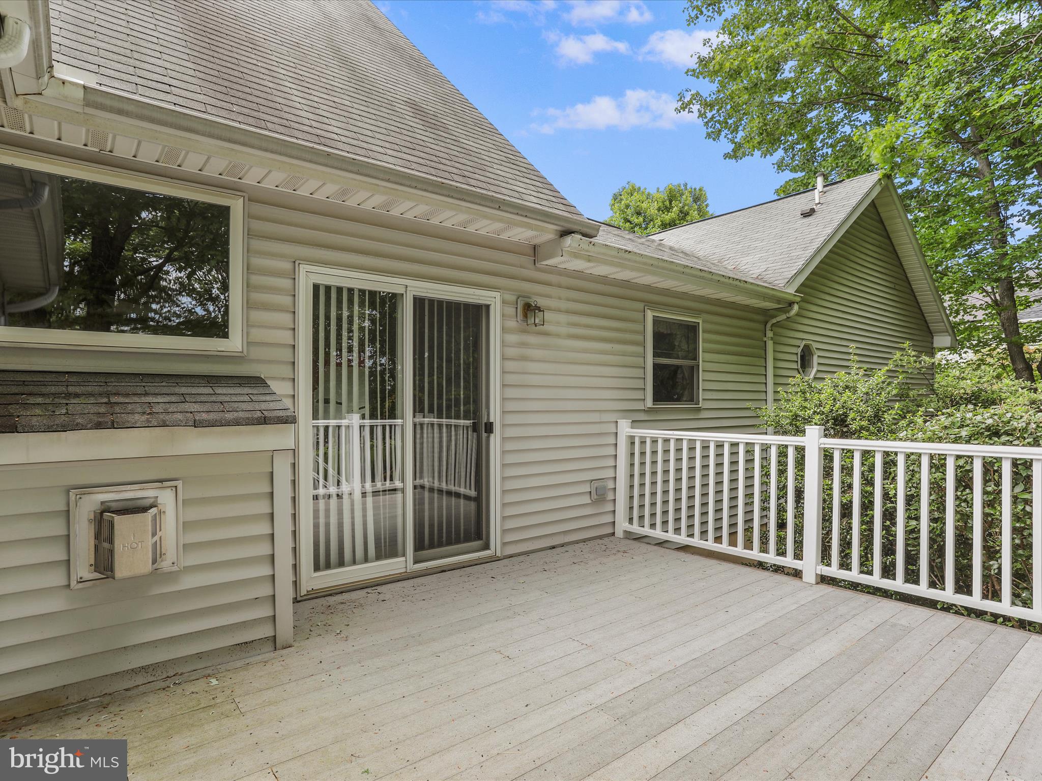 THE WOODS - Residential