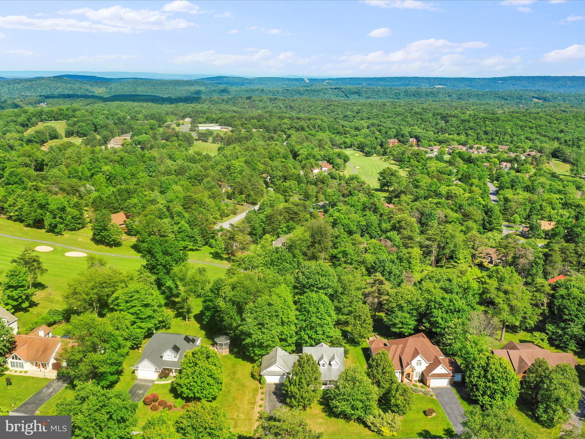 THE WOODS - Residential