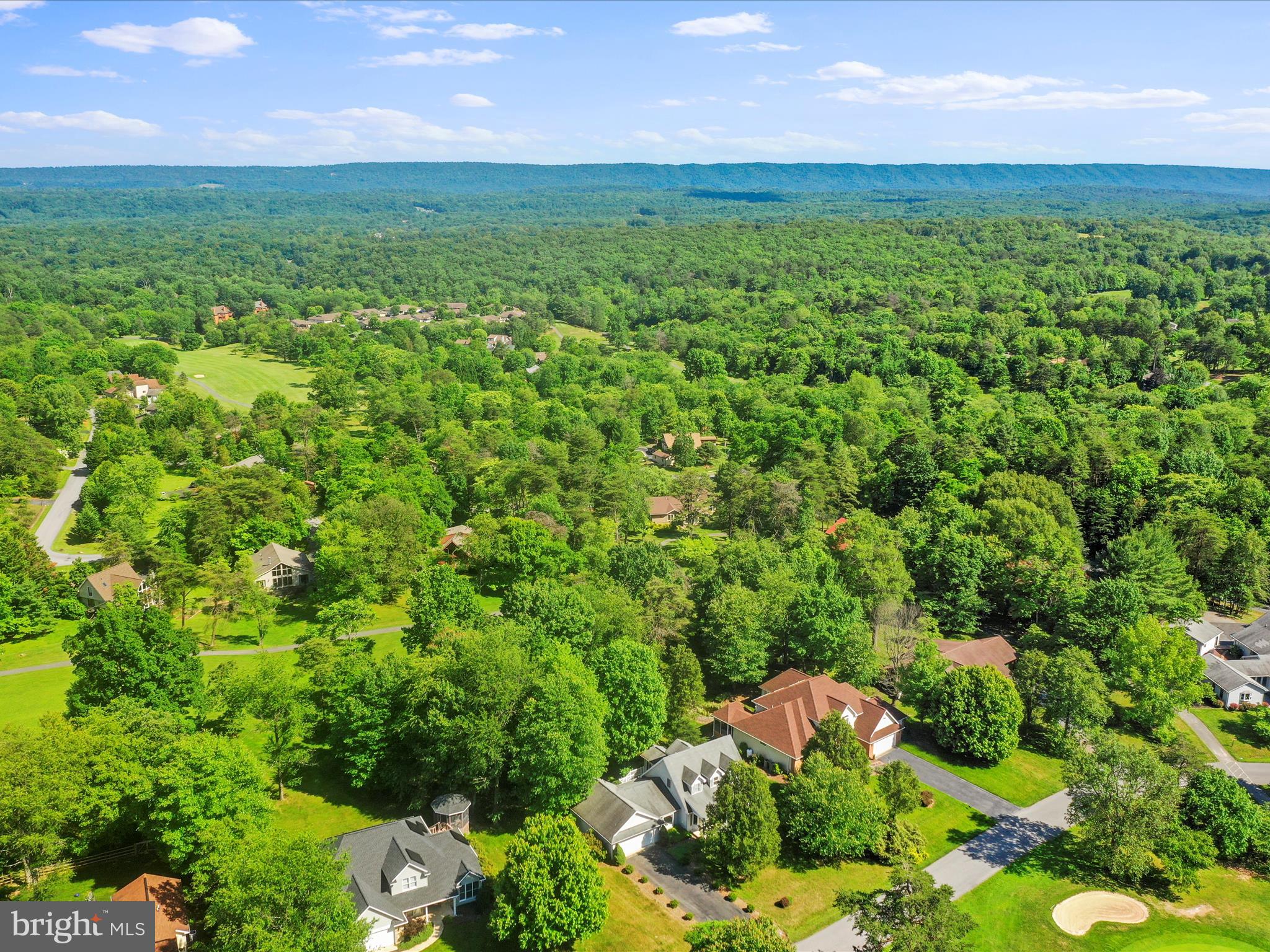 THE WOODS - Residential