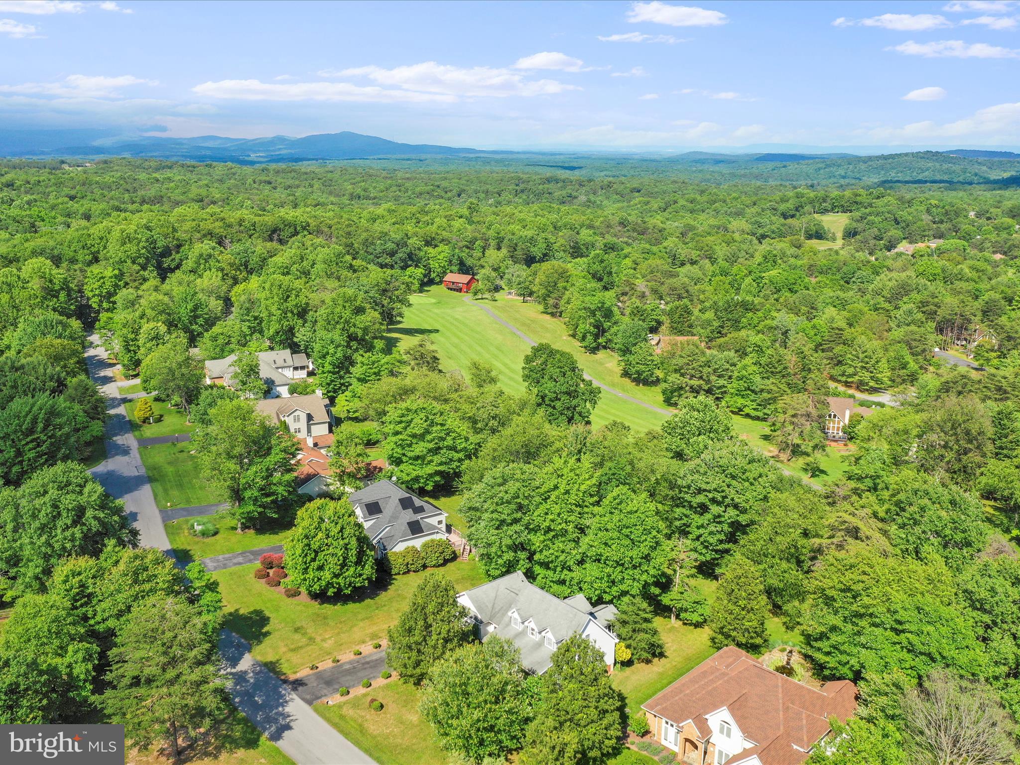 THE WOODS - Residential