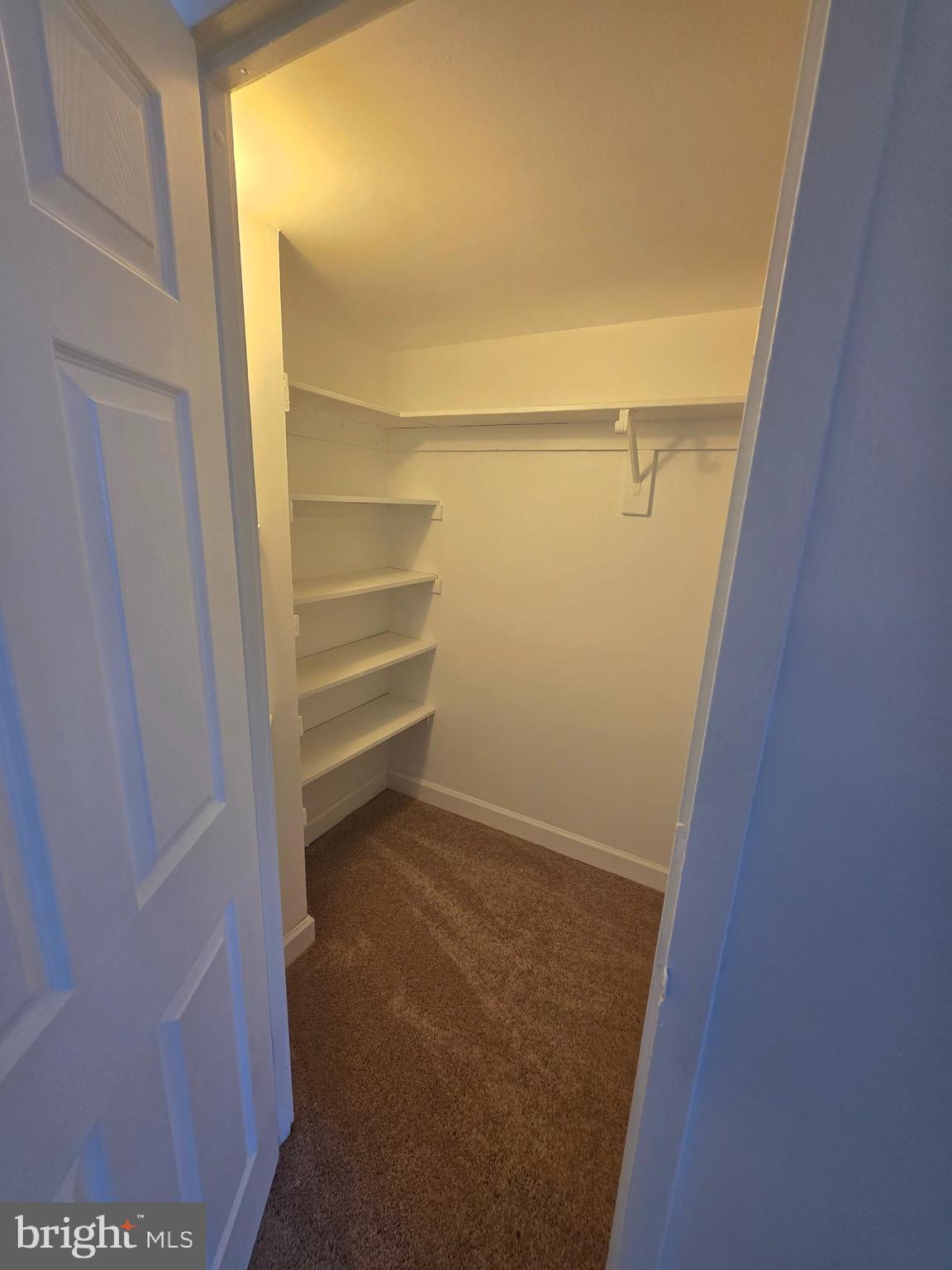 HUNTINGTON CLUB - Residential