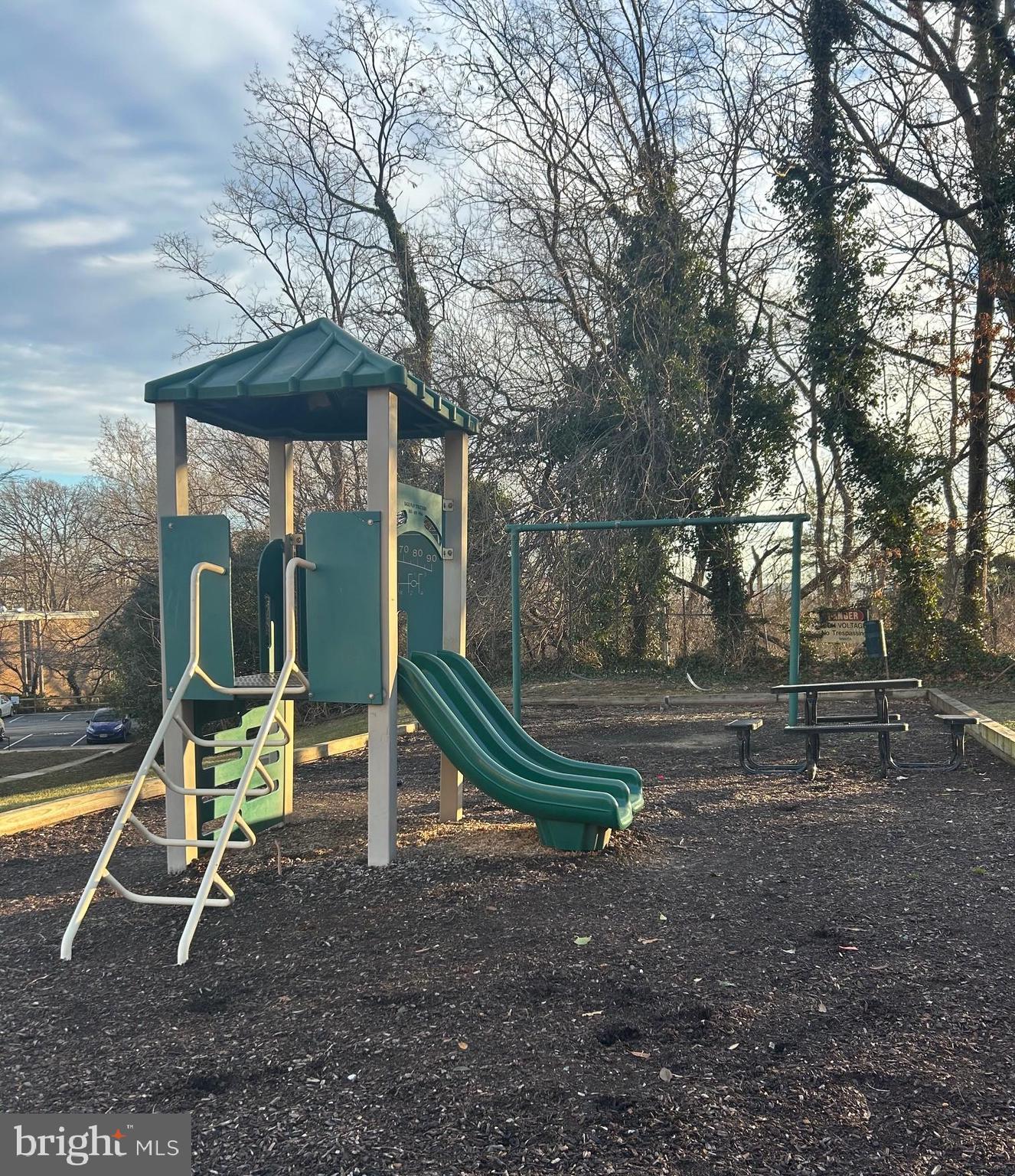 HUNTINGTON CLUB - Residential