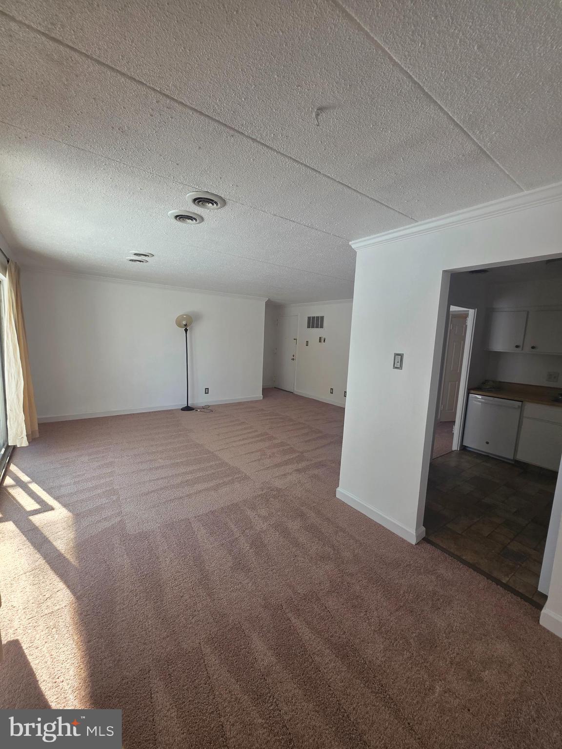 HUNTINGTON CLUB - Residential