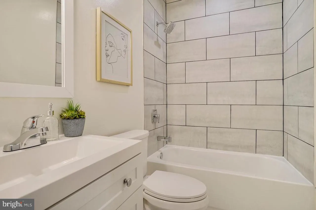 Additional image 39 of 1311 Spring Road NW Unit 1, Washington, DC 20010