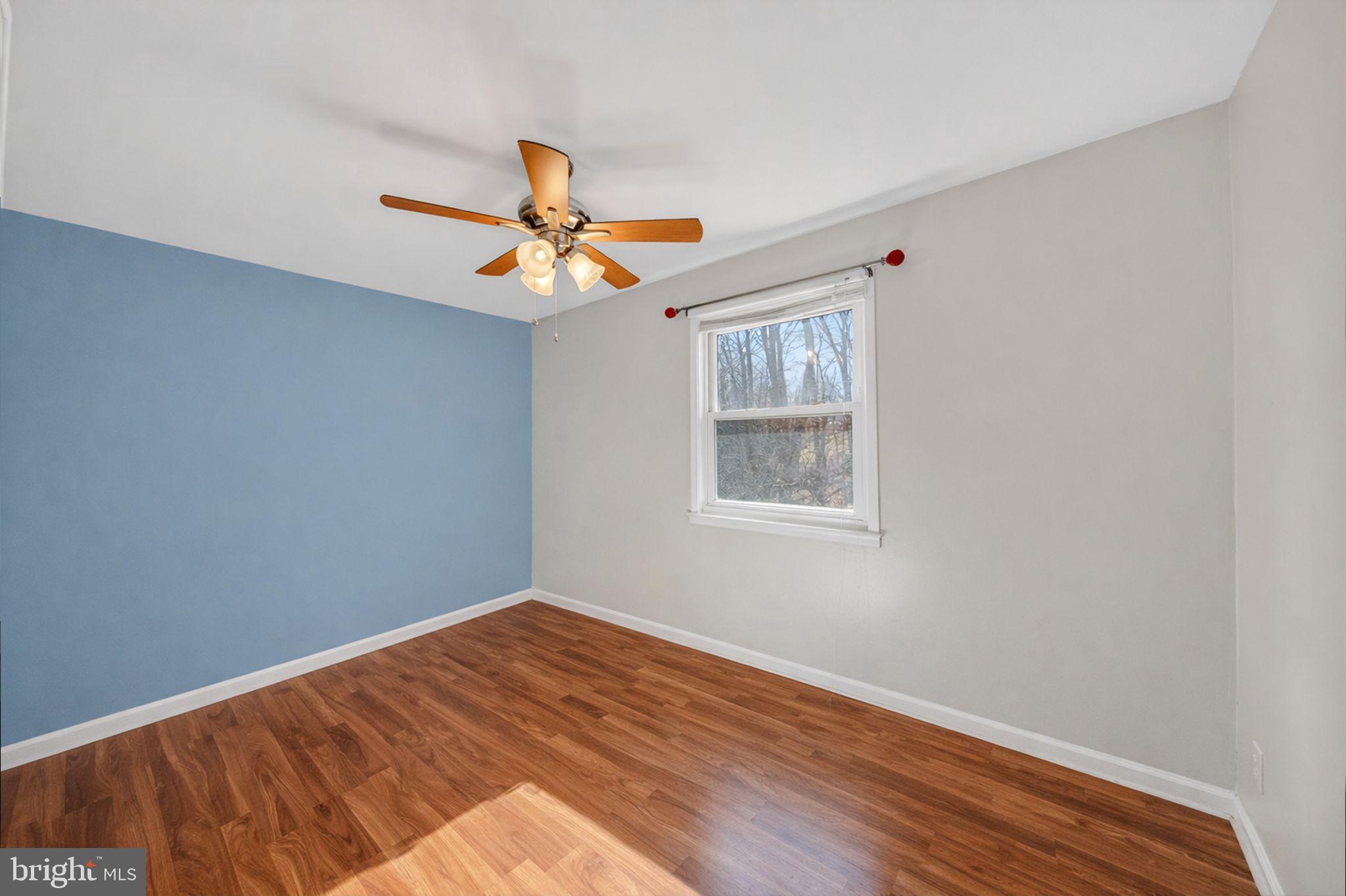 DANIA HILLS - Residential