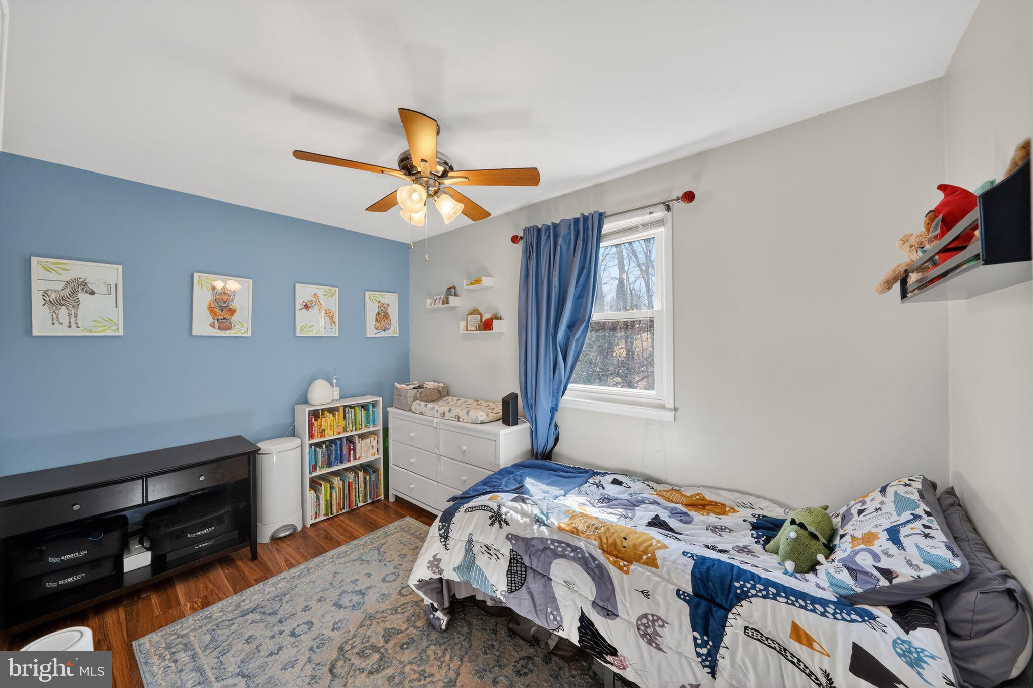 DANIA HILLS - Residential