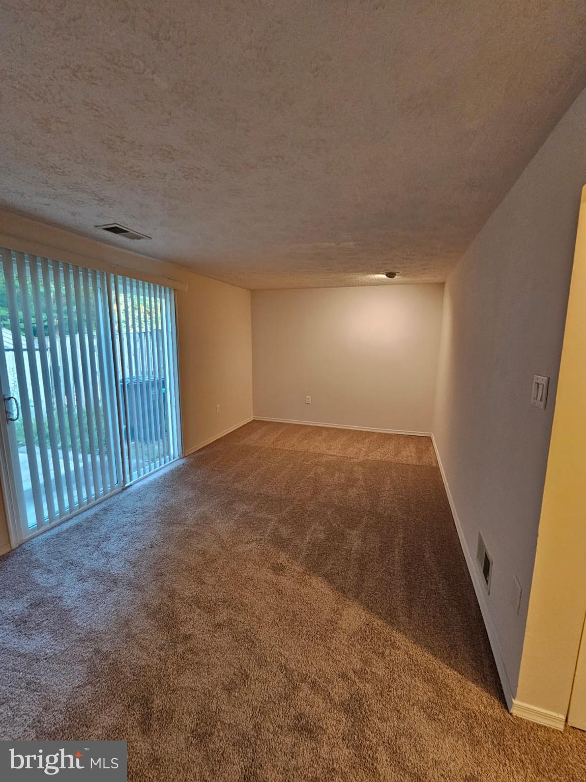 CLINTON PLAZA - Residential