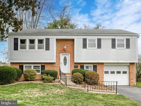 7 E WOODLAND DRIVE MECHANICSBURG PA 17055