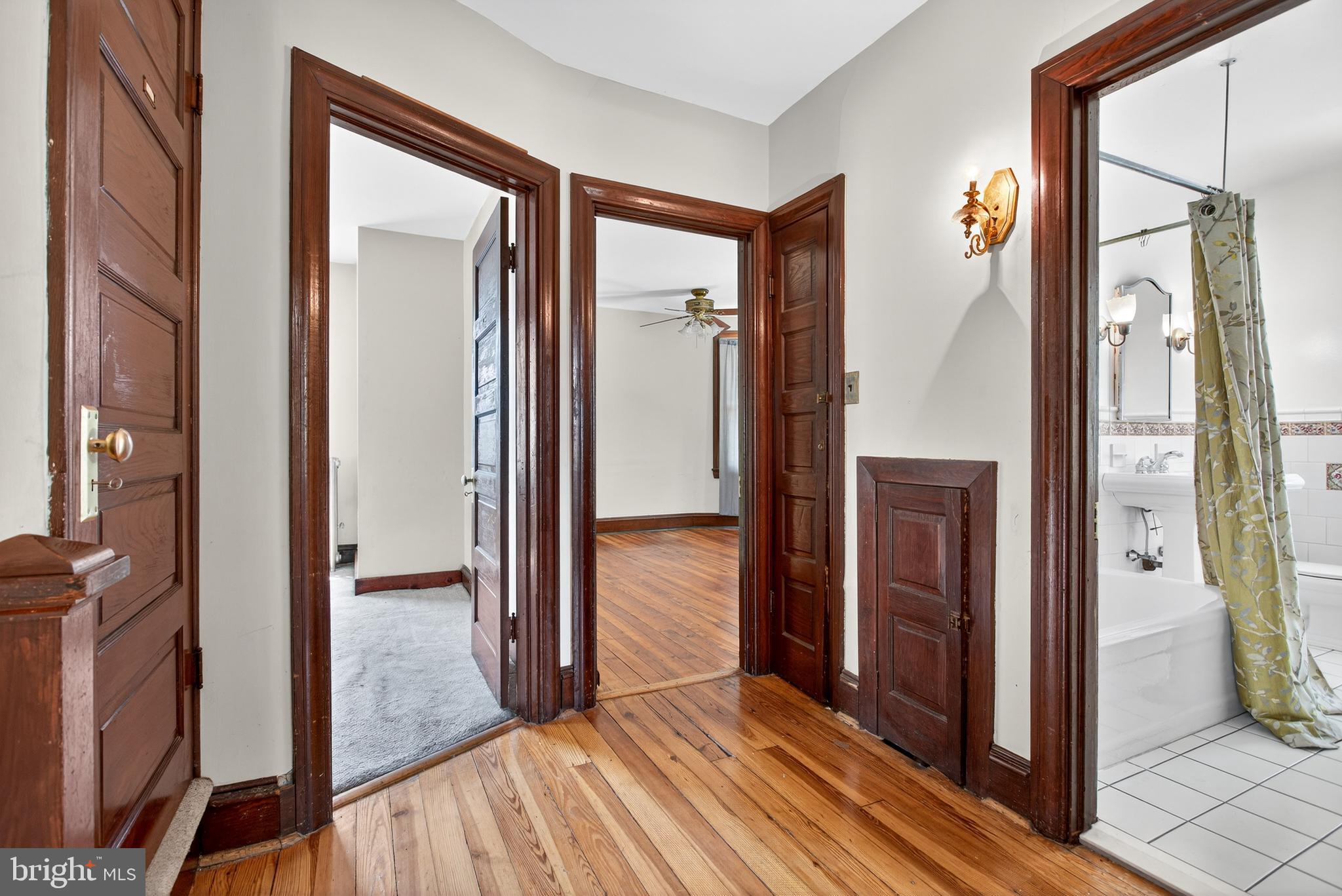 RIDLEY PARK - Residential