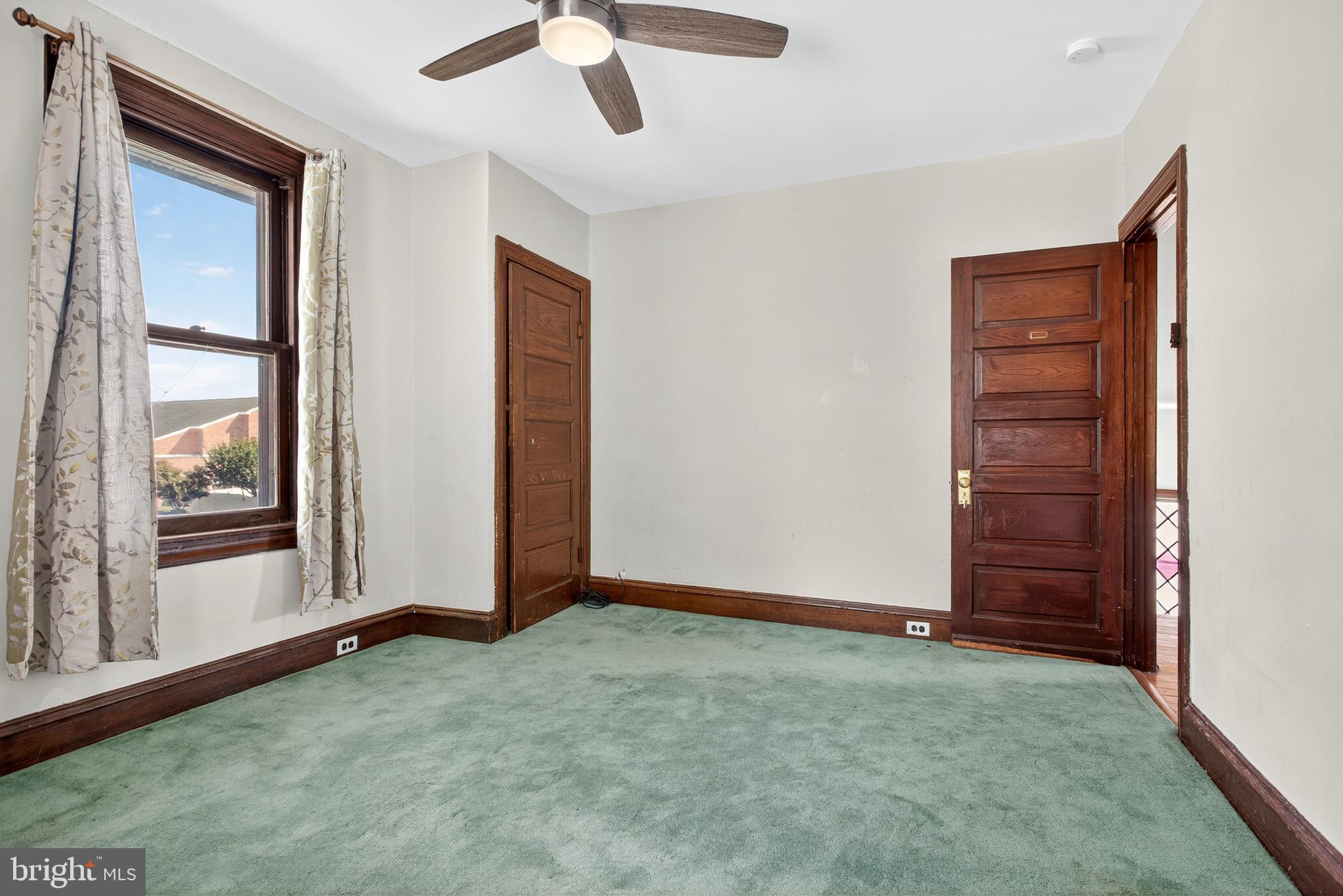 RIDLEY PARK - Residential