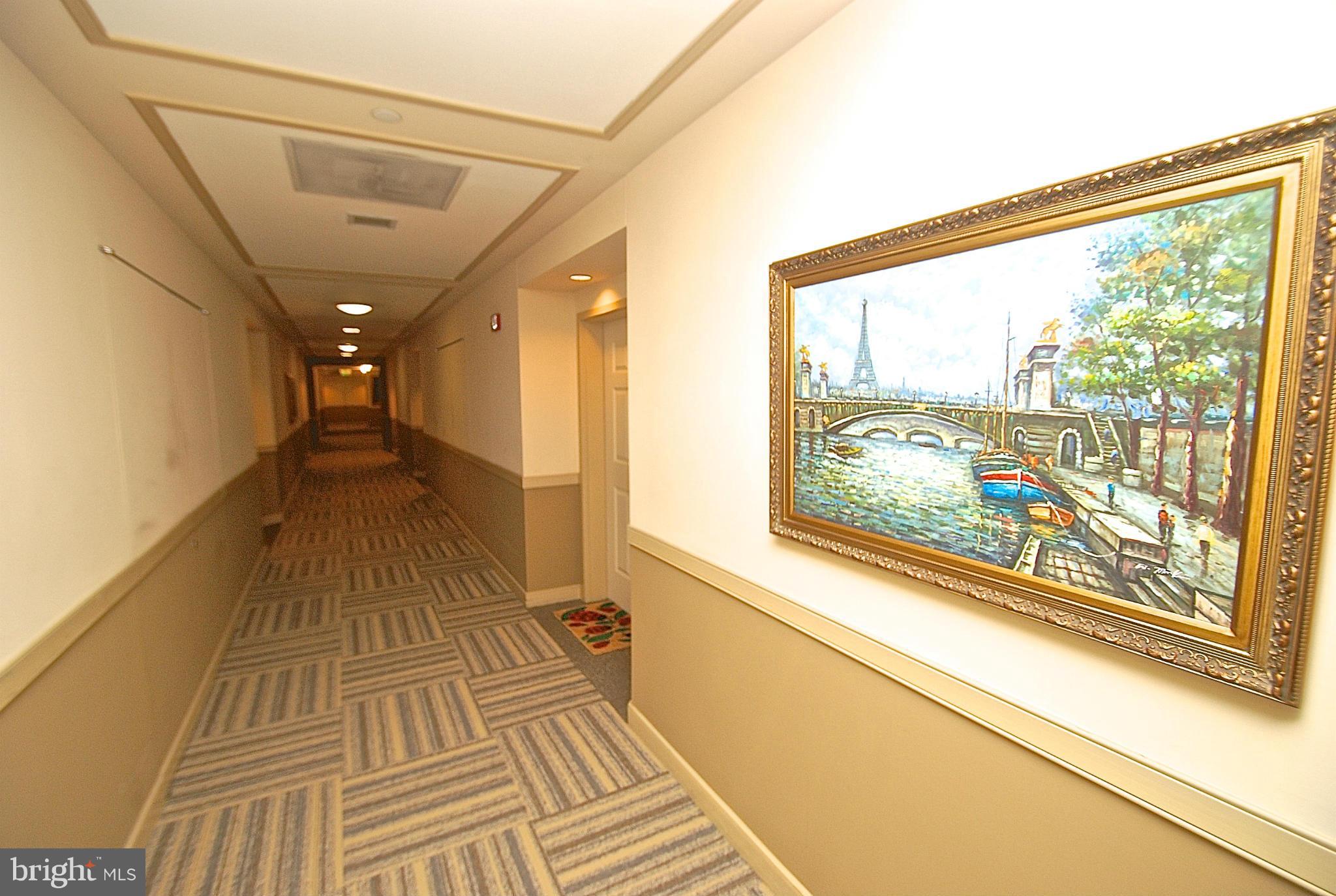 PIERSIDE AT HARBORVIEW - Residential