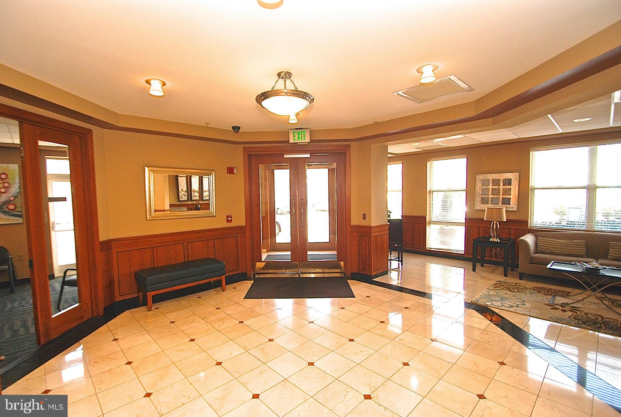 PIERSIDE AT HARBORVIEW - Residential