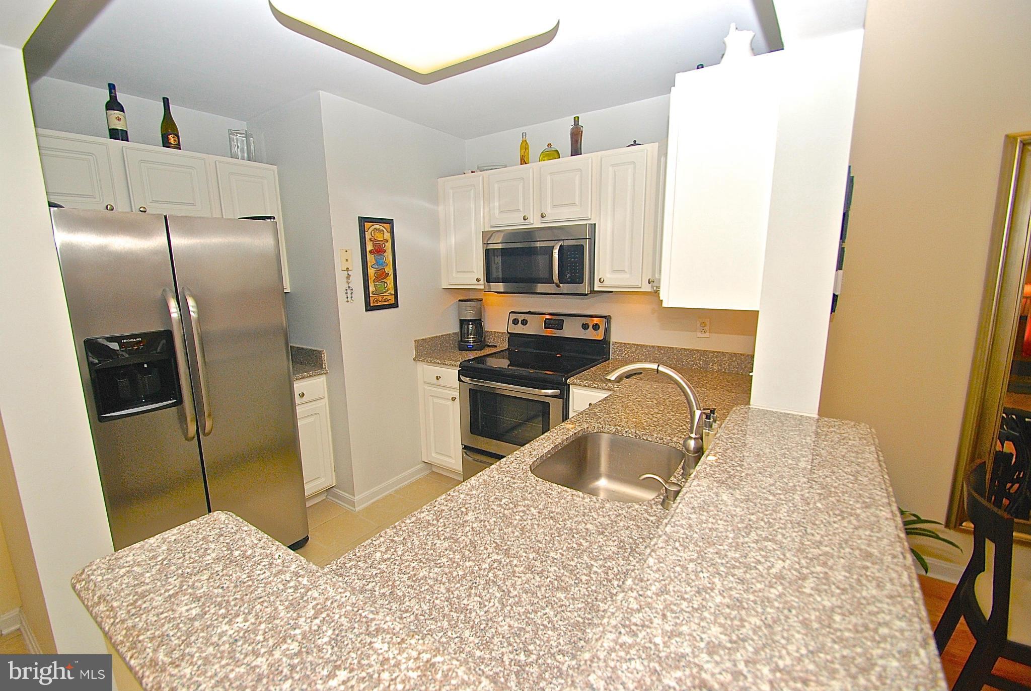 PIERSIDE AT HARBORVIEW - Residential