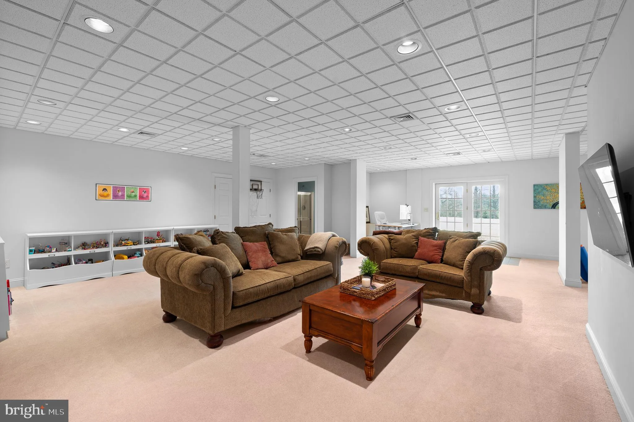 Malvern, Pennsylvania 19355, United States, 4 Bedrooms Bedrooms, ,5 BathroomsBathrooms,Residential,Contingent,86274