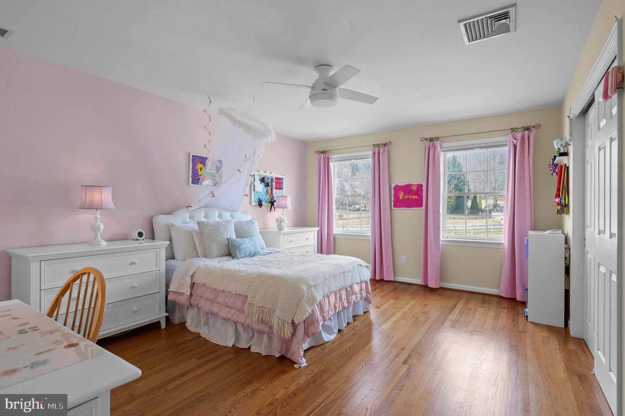 Malvern, Pennsylvania 19355, United States, 4 Bedrooms Bedrooms, ,5 BathroomsBathrooms,Residential,Contingent,86274