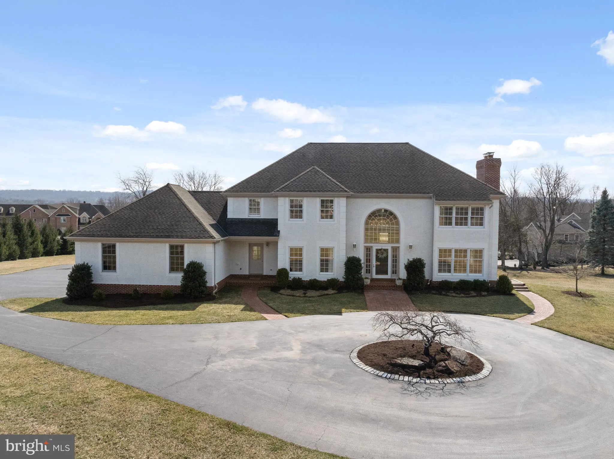 Malvern, Pennsylvania 19355, United States, 4 Bedrooms Bedrooms, ,5 BathroomsBathrooms,Residential,Contingent,86274