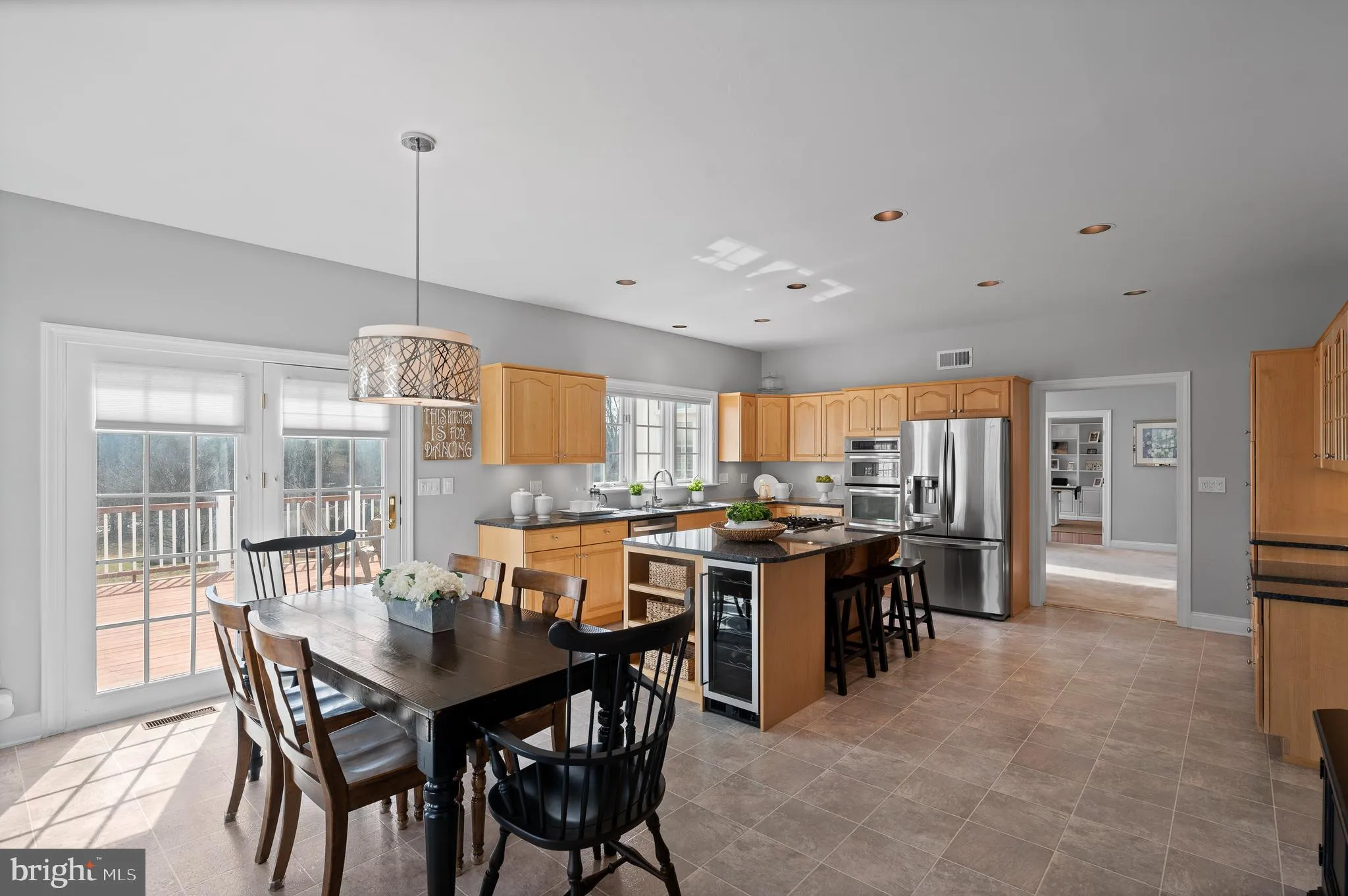 Malvern, Pennsylvania 19355, United States, 4 Bedrooms Bedrooms, ,5 BathroomsBathrooms,Residential,Contingent,86274