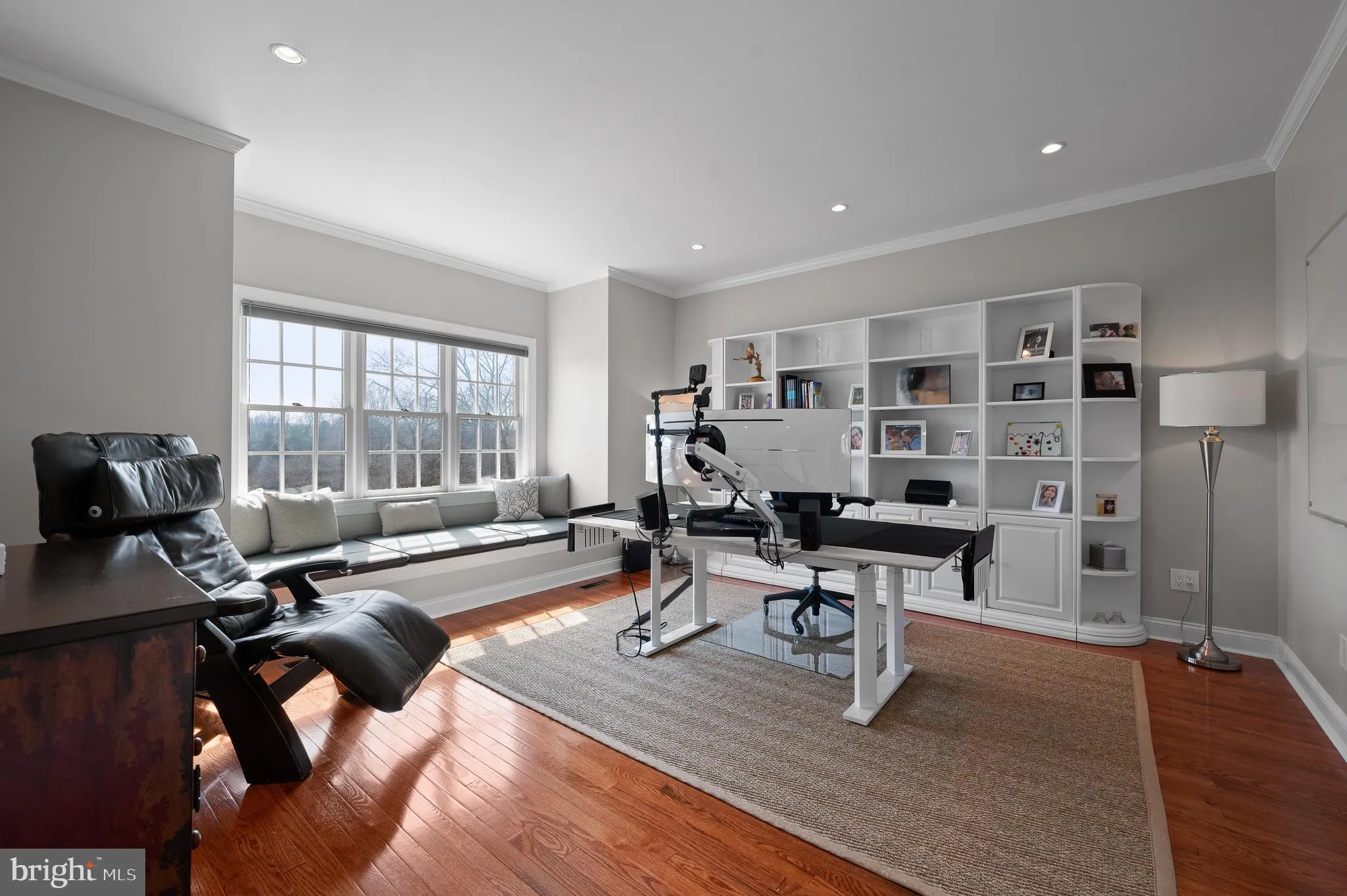 Malvern, Pennsylvania 19355, United States, 4 Bedrooms Bedrooms, ,5 BathroomsBathrooms,Residential,Contingent,86274