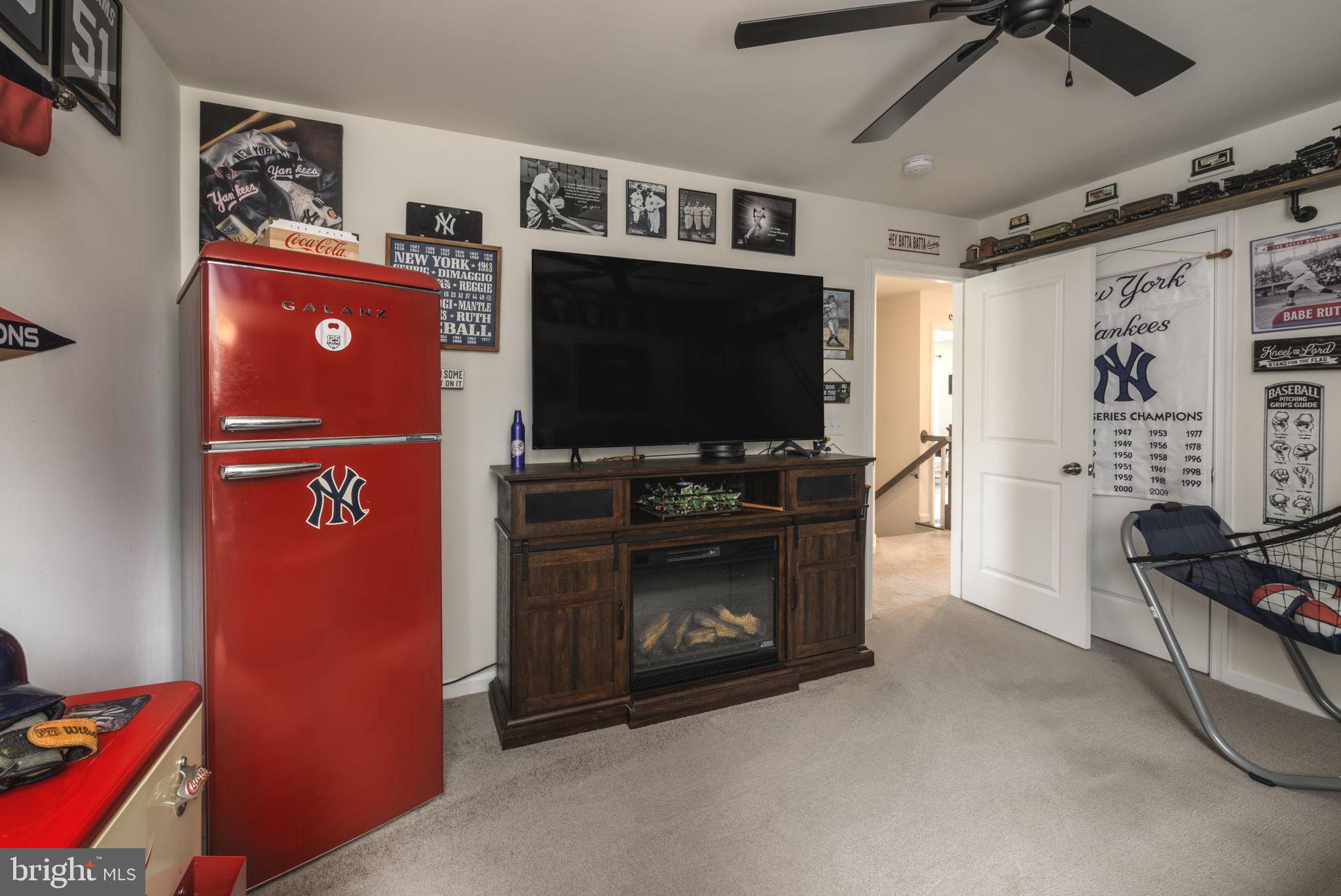 KING FARMS - Residential