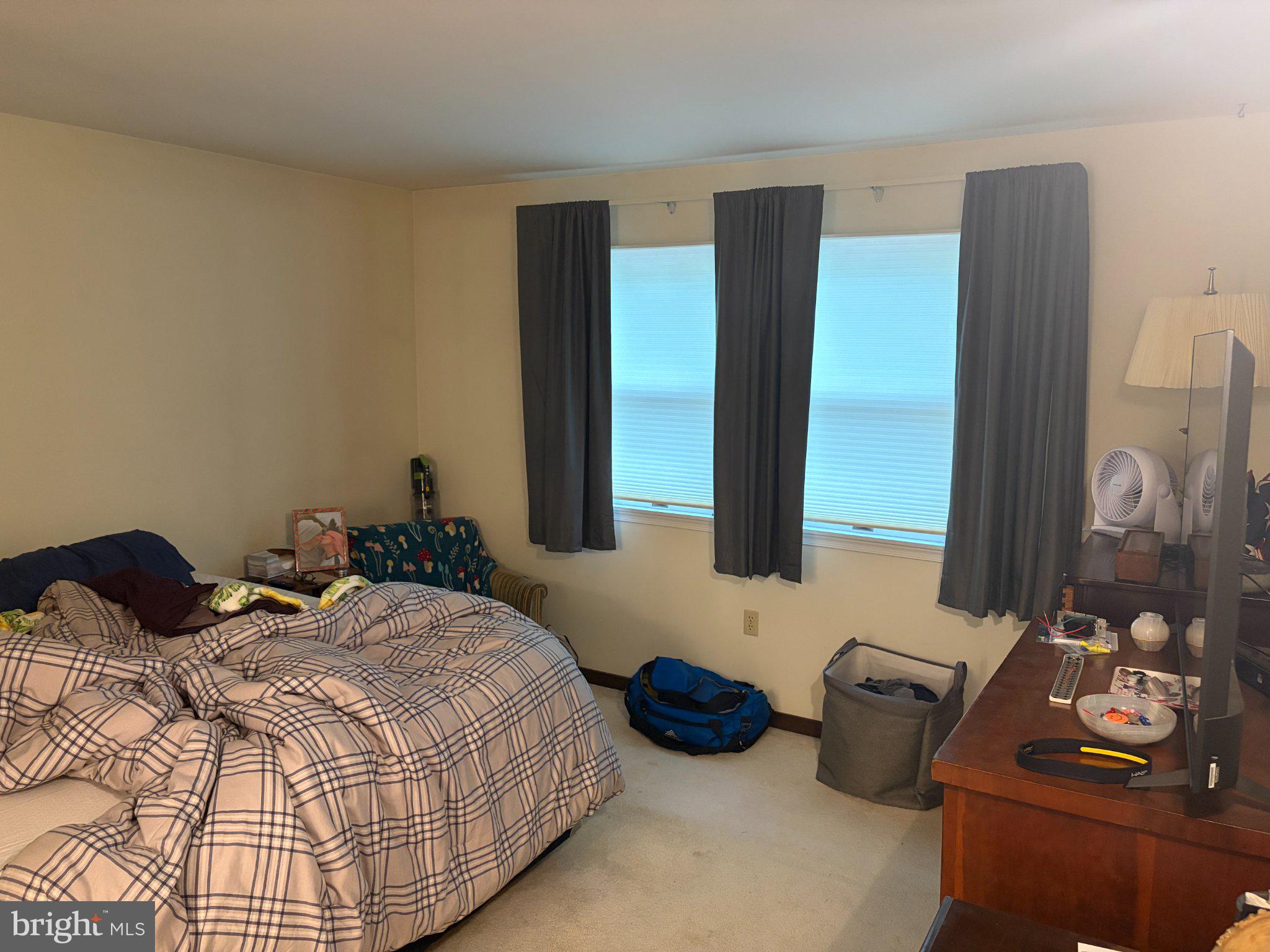 WHITE ROCK ACRES - Residential