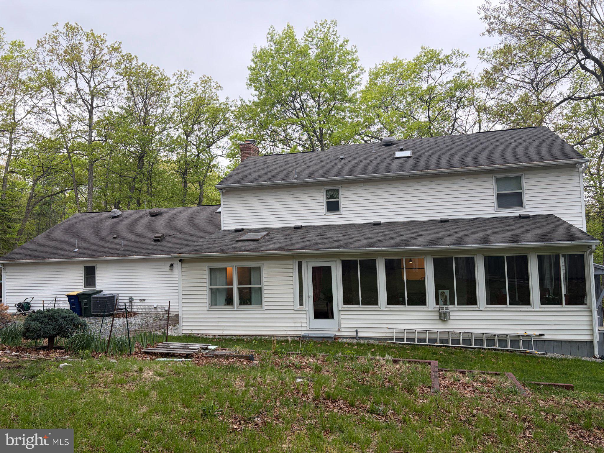 WHITE ROCK ACRES - Residential