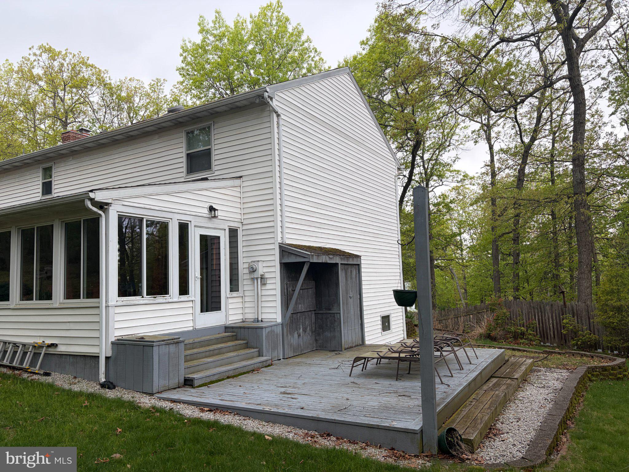 WHITE ROCK ACRES - Residential