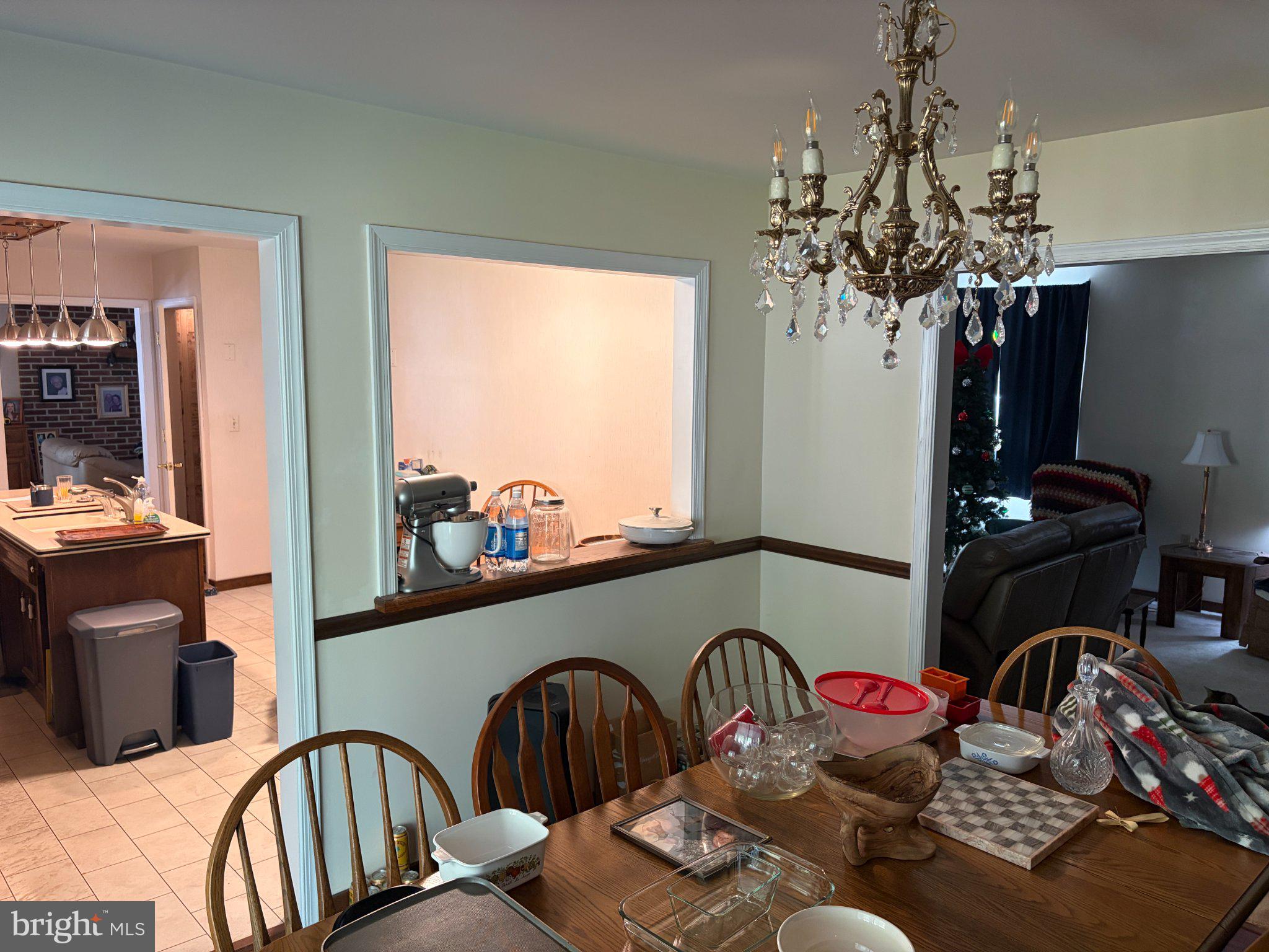WHITE ROCK ACRES - Residential