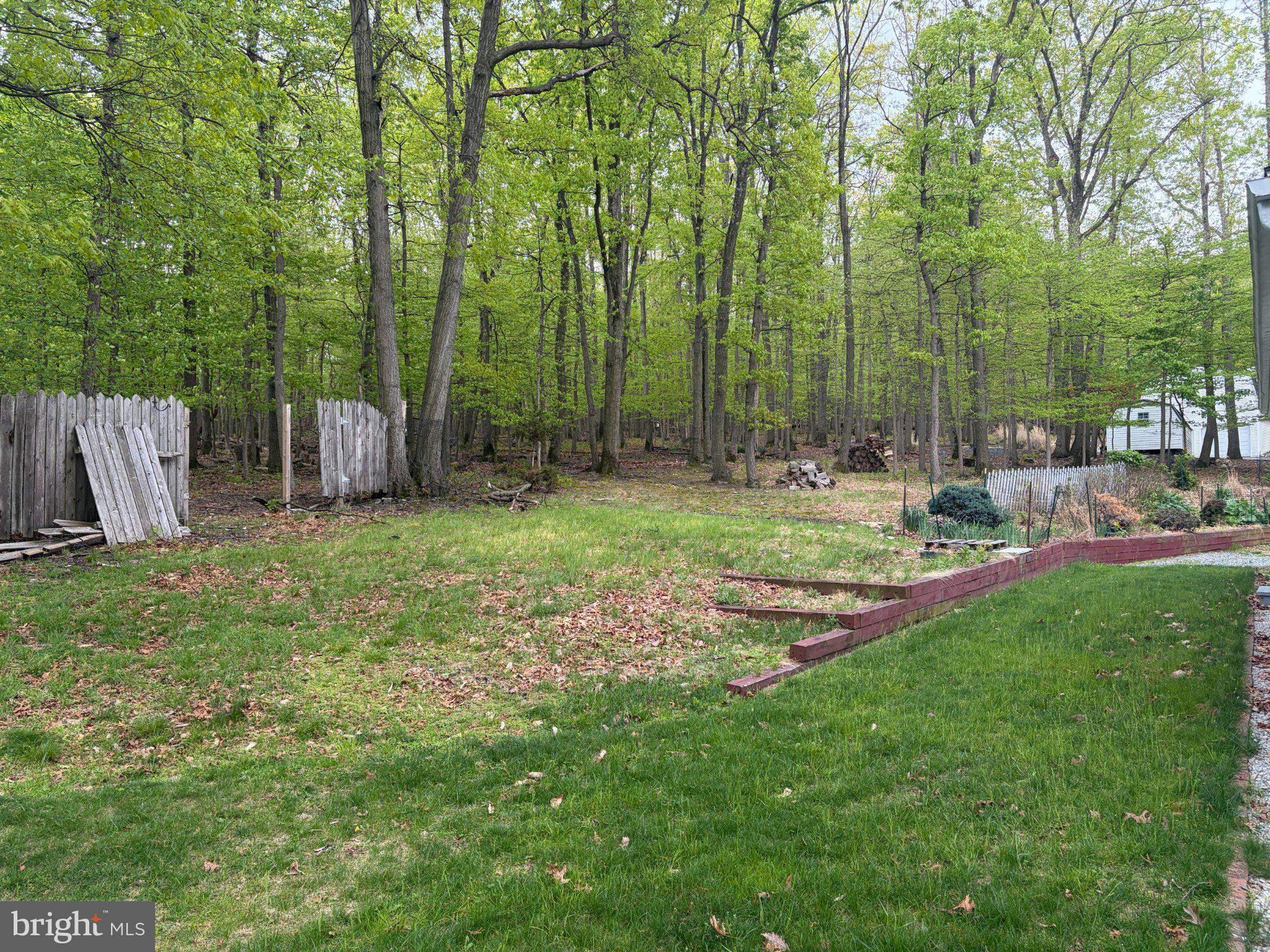 WHITE ROCK ACRES - Residential