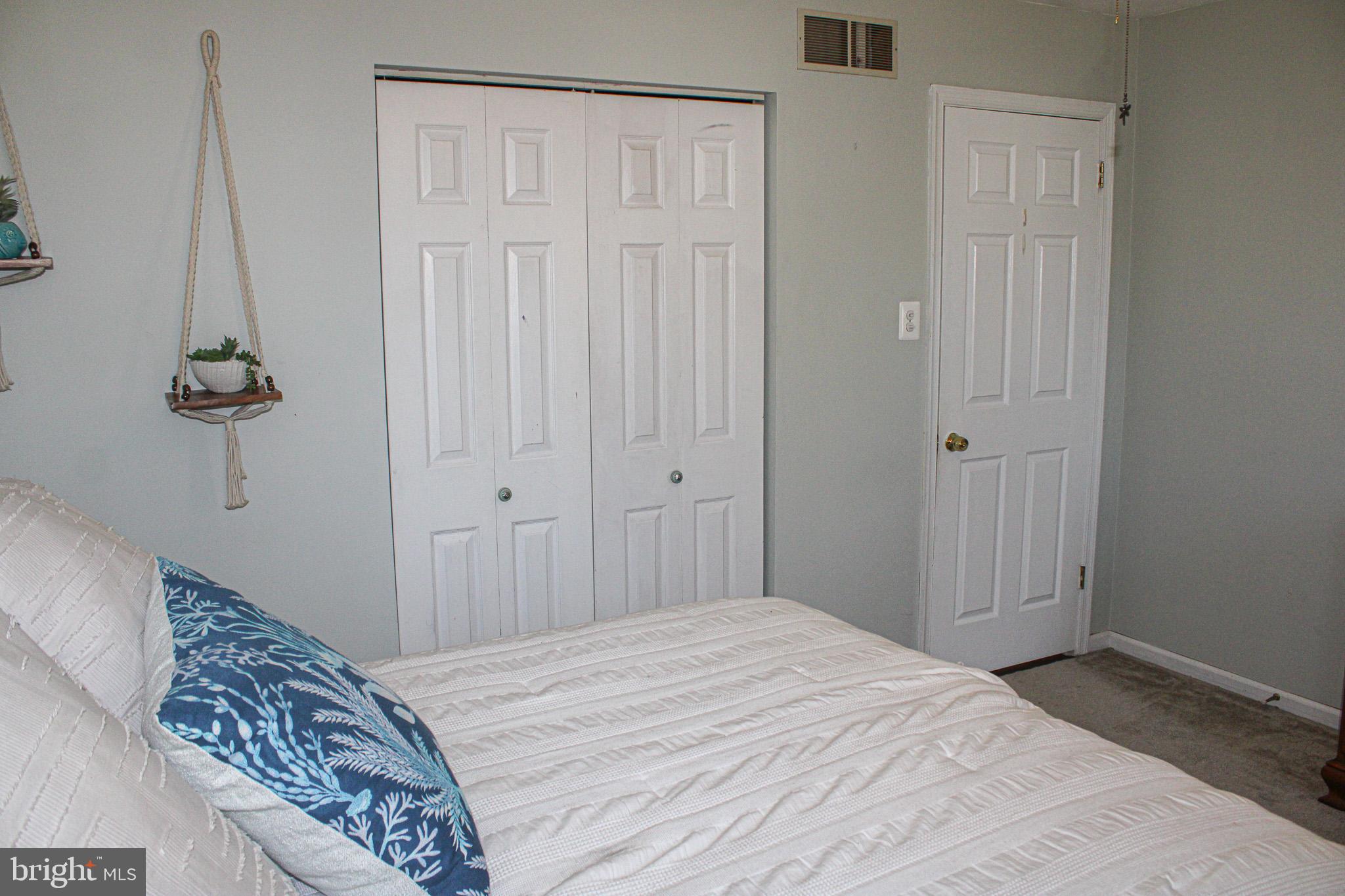 HOLLY HILL - Residential