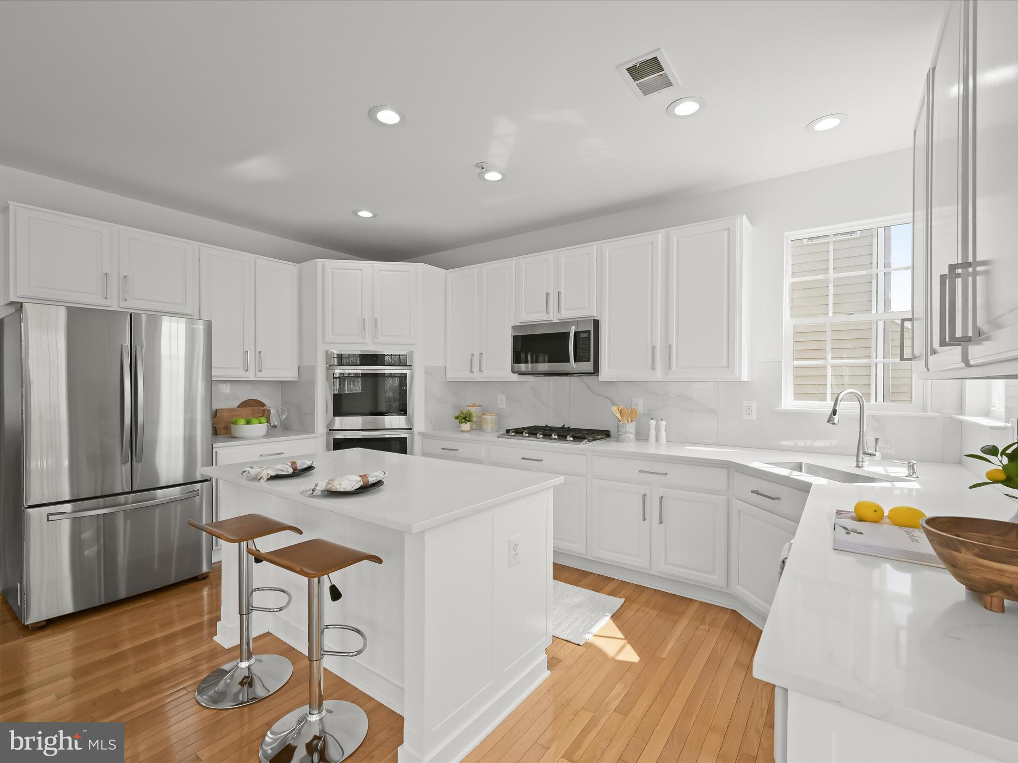 ARORA HILLS - Residential