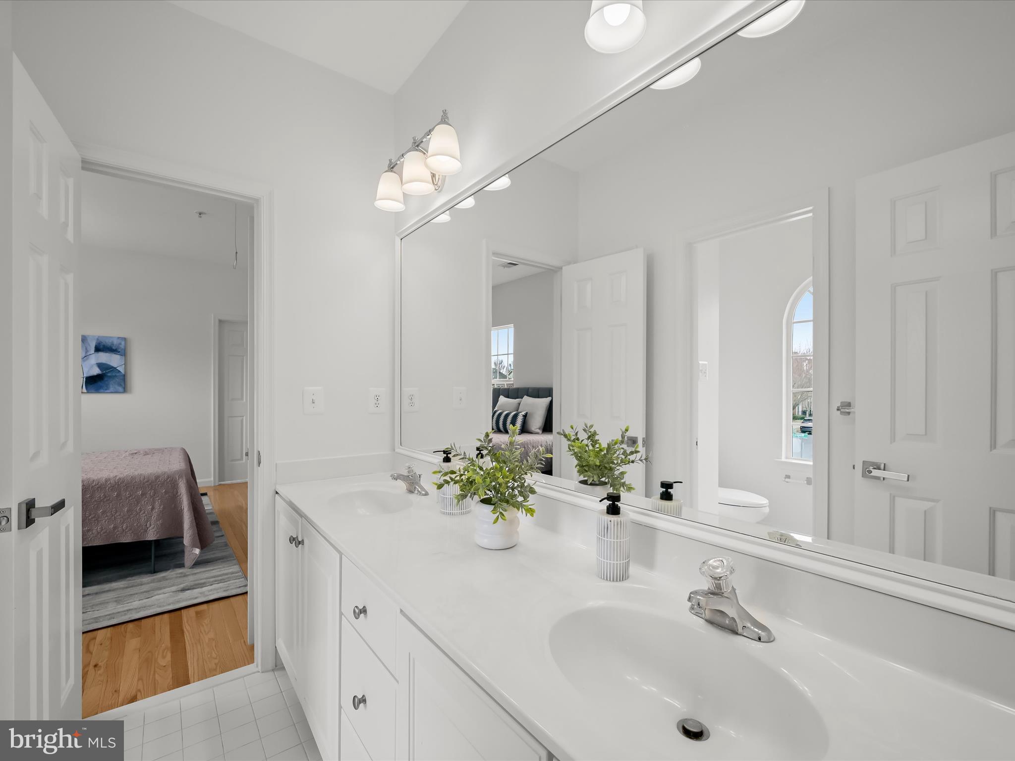 ARORA HILLS - Residential