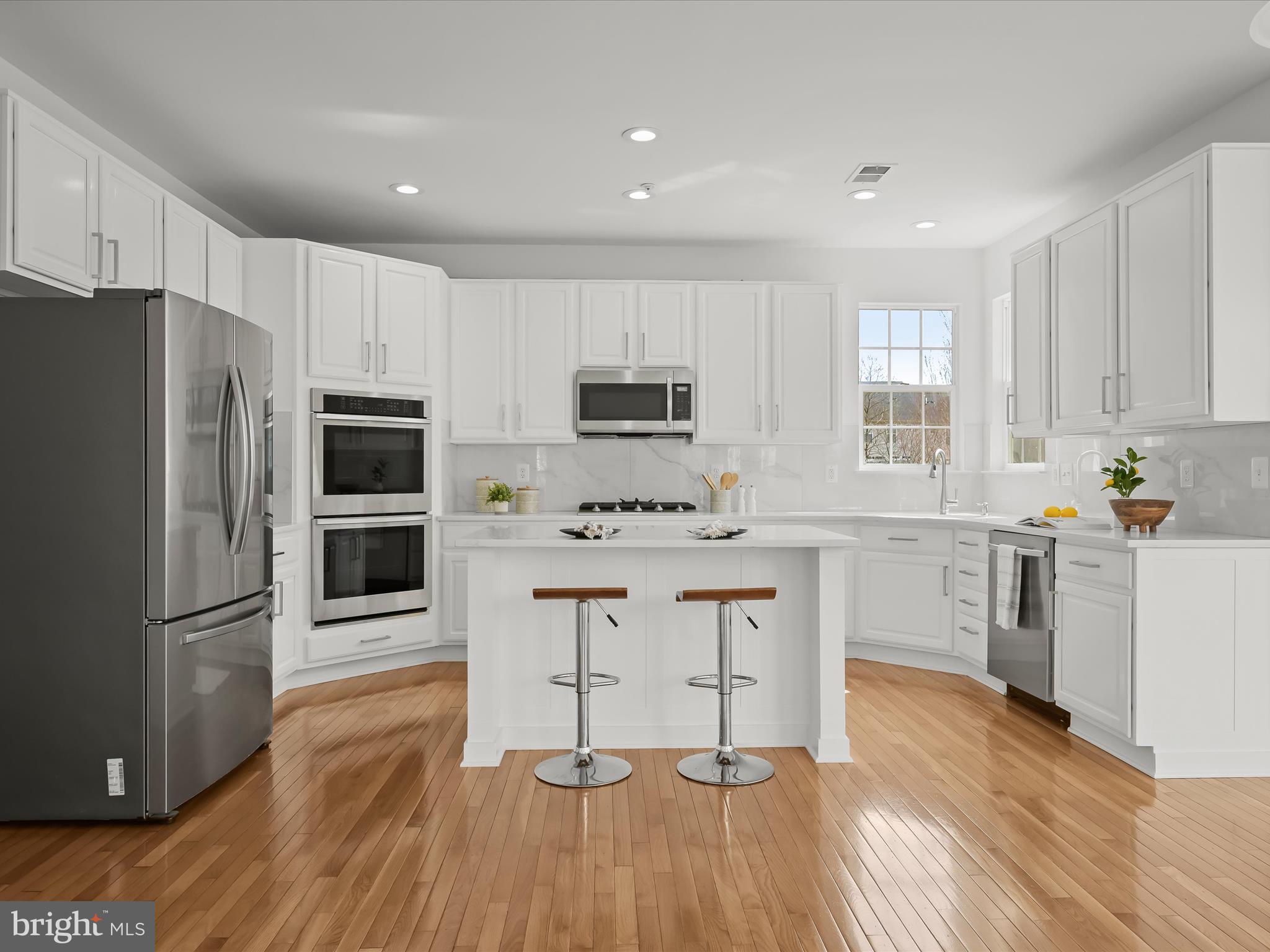 ARORA HILLS - Residential