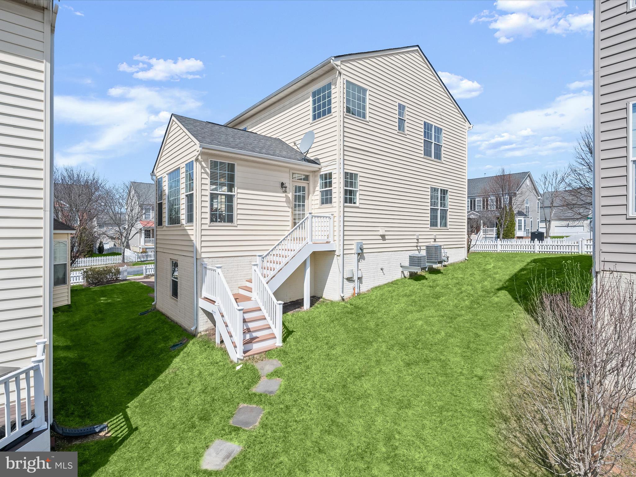 ARORA HILLS - Residential